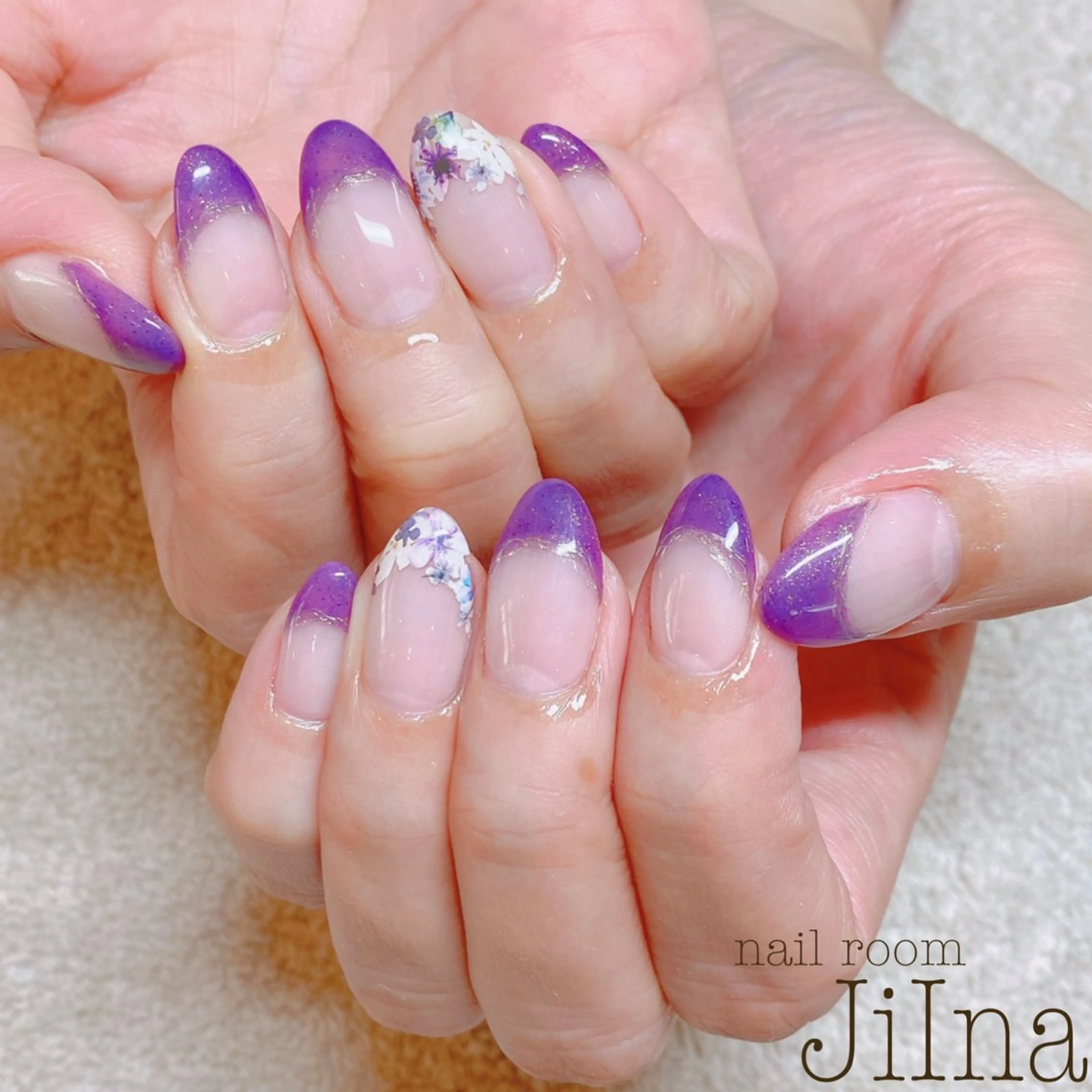 ネイル 持ち込み JiIna nailのネイルデザイン