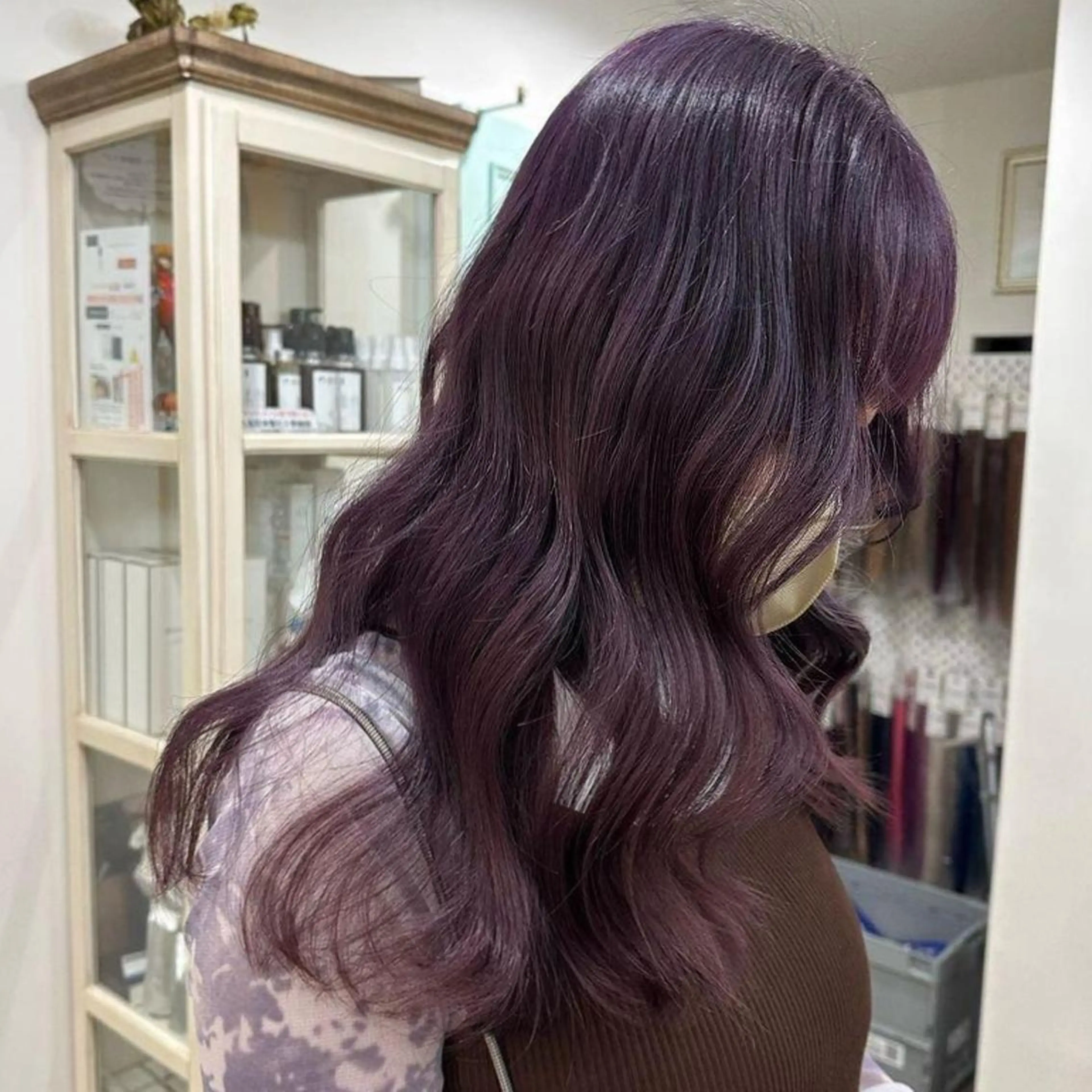 セミロング カラー ブリーチ ラベンダーカラー ORIKA 美容室のヘアスタイル