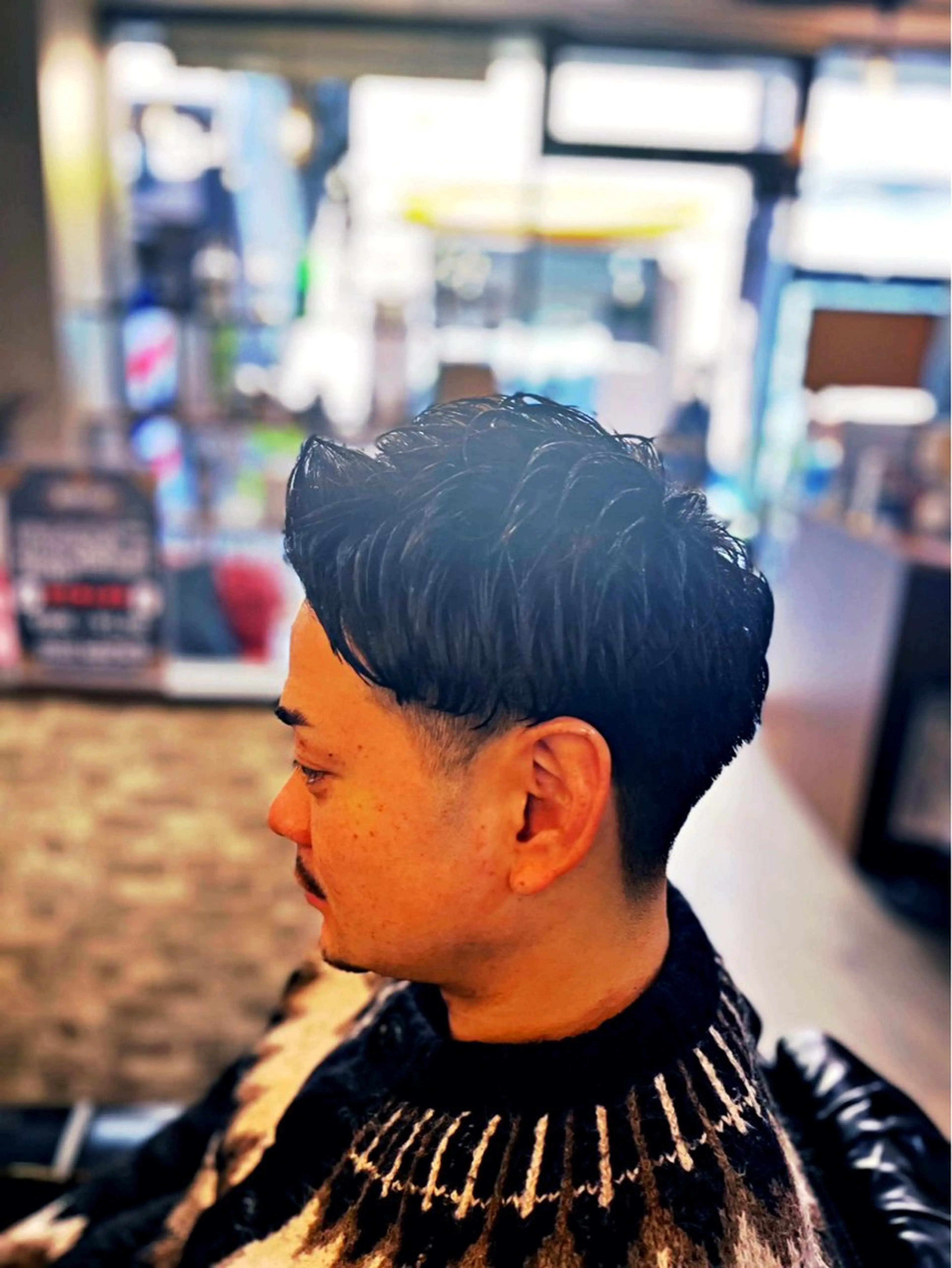 ショート メンズ アップバング ヘアーサロンラムール所属・AKI ーのヘアスタイル