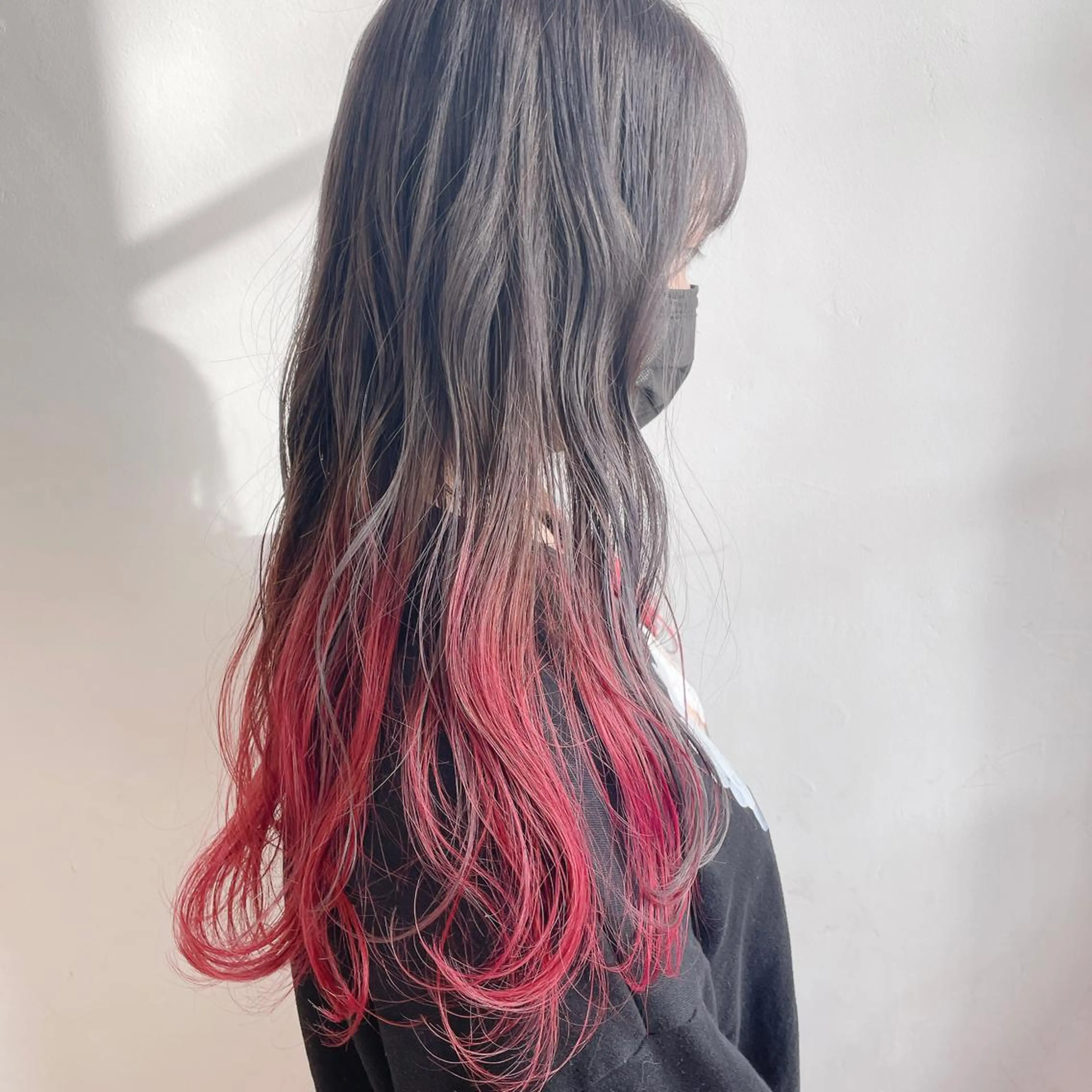 ロング カラー バレイヤージュ ブリーチ ケアブリーチ ダークグレー ダブルカラー ヘアカラー トリートメント デザインカラー髪質 改善Lilithのその他イメージ