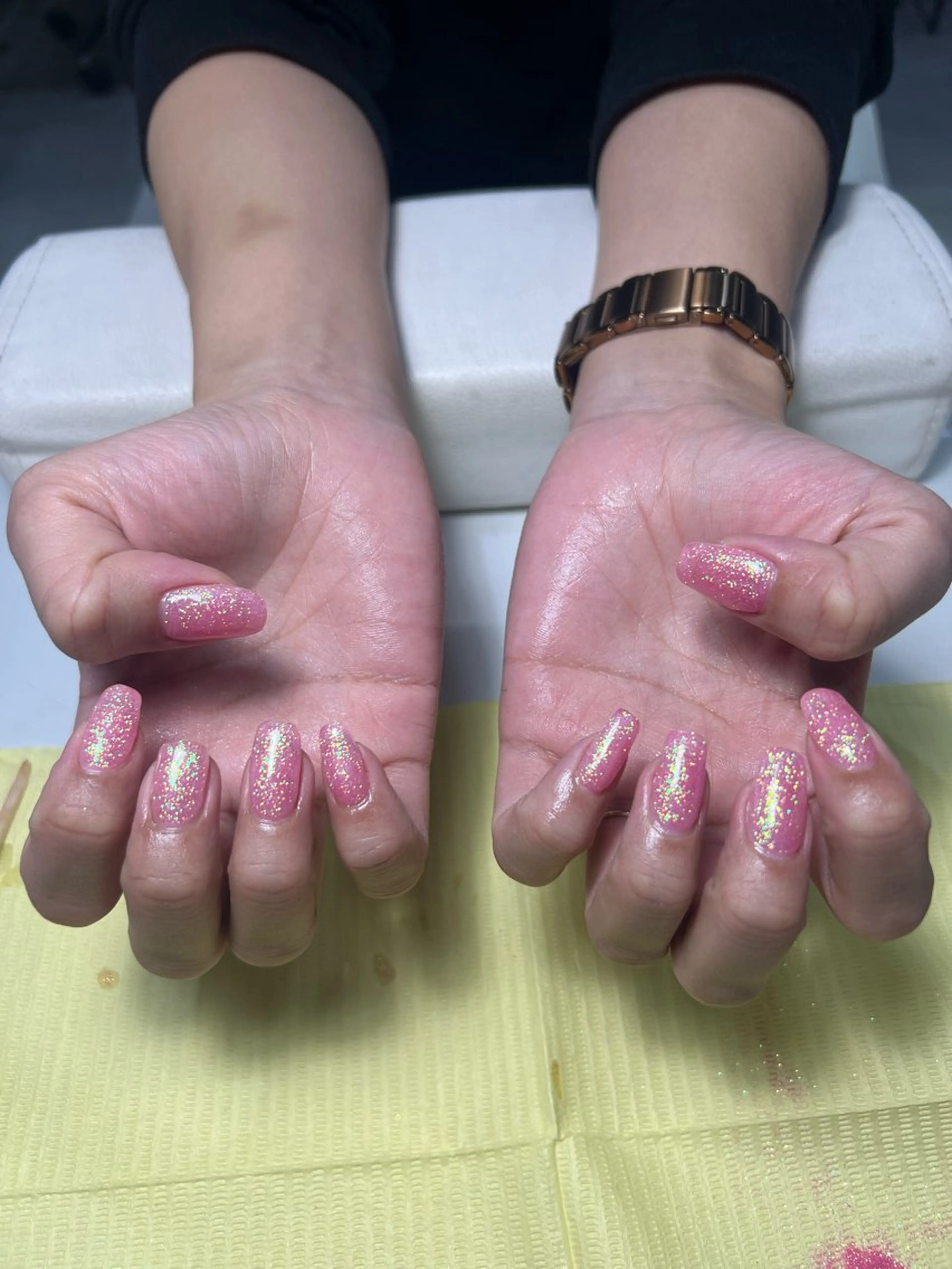 ネイル ラメ(グリッター) ピンク 春ネイル ハンドネイル tumake🩷 Aliceのネイルデザイン