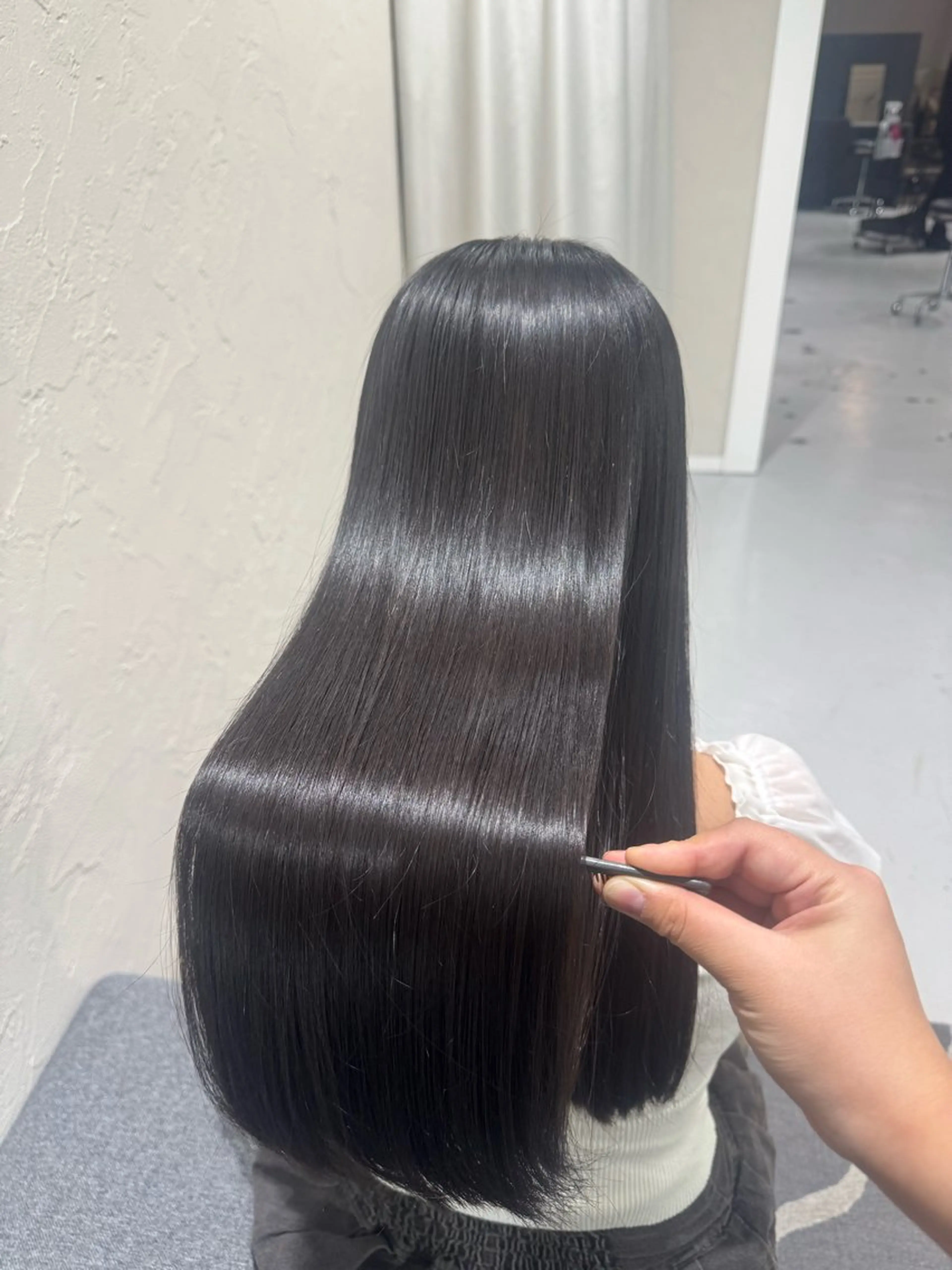 ロング ロング トリートメント LyriQ所属・池戸 梨衣のヘアスタイル