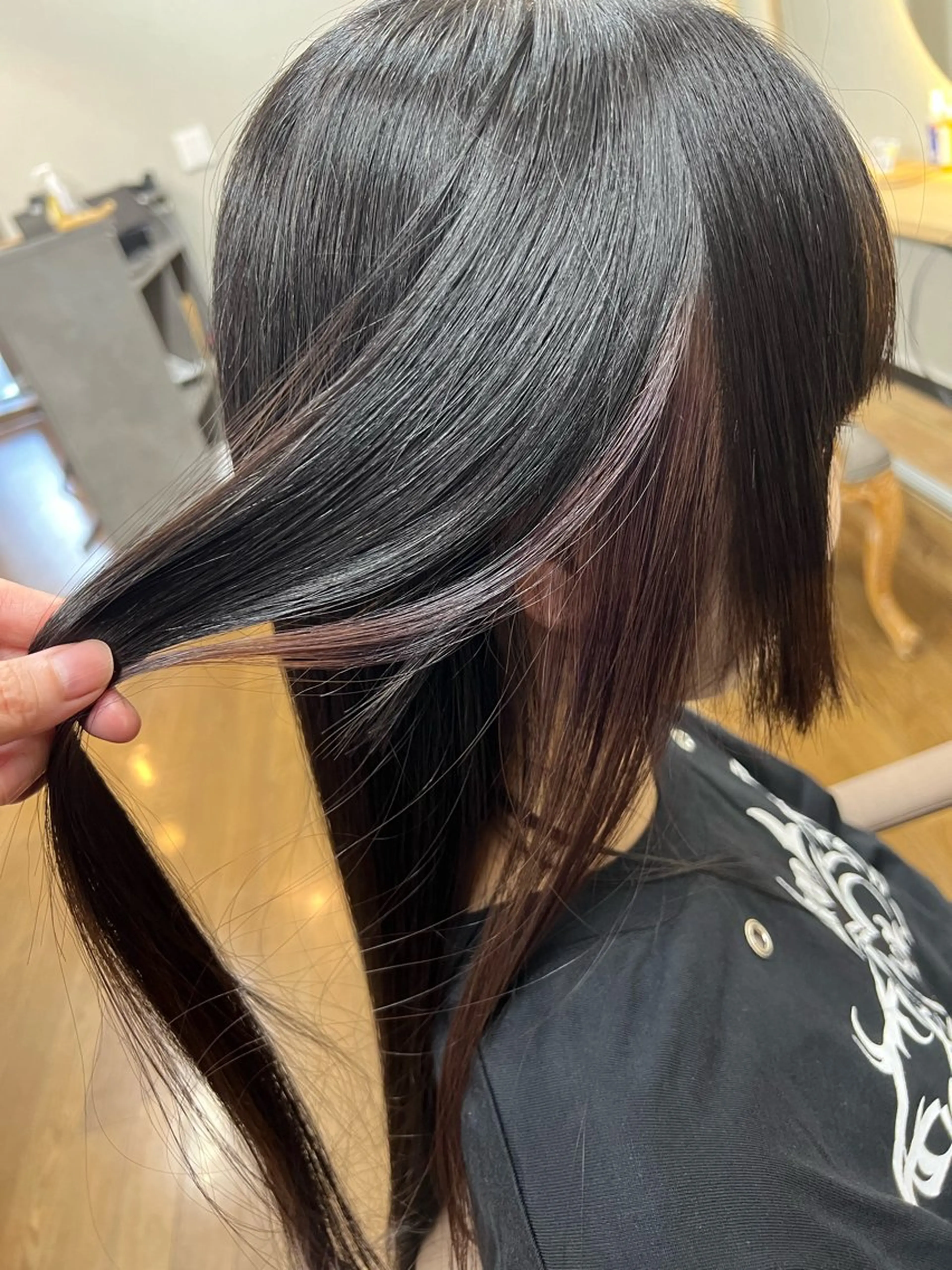 ブリーチ(イヤリングカラー)+カラー+カット¥9900の写真