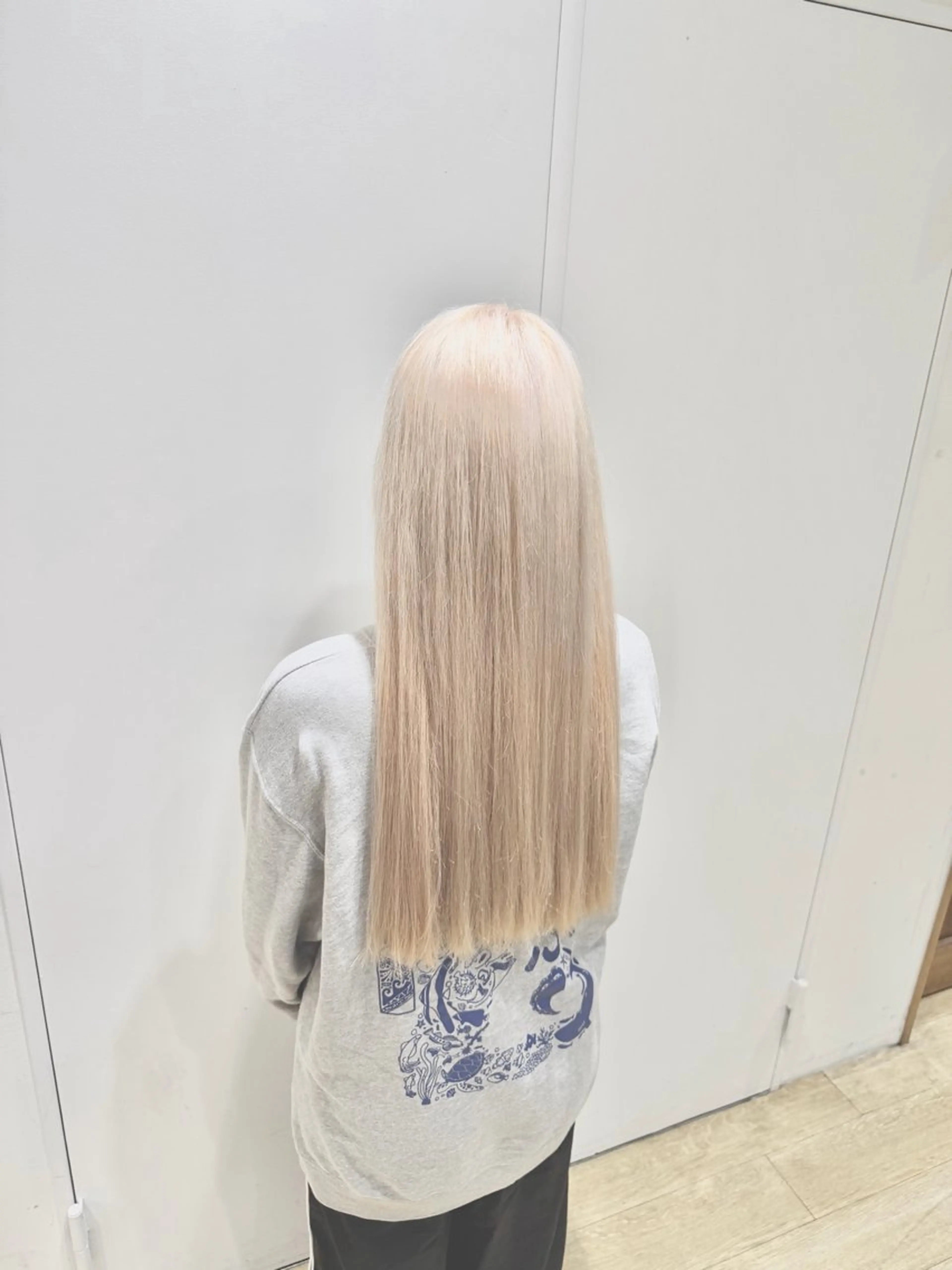 ロング カラー ヘアカラー トリートメント 吉松 大輝のヘアスタイル