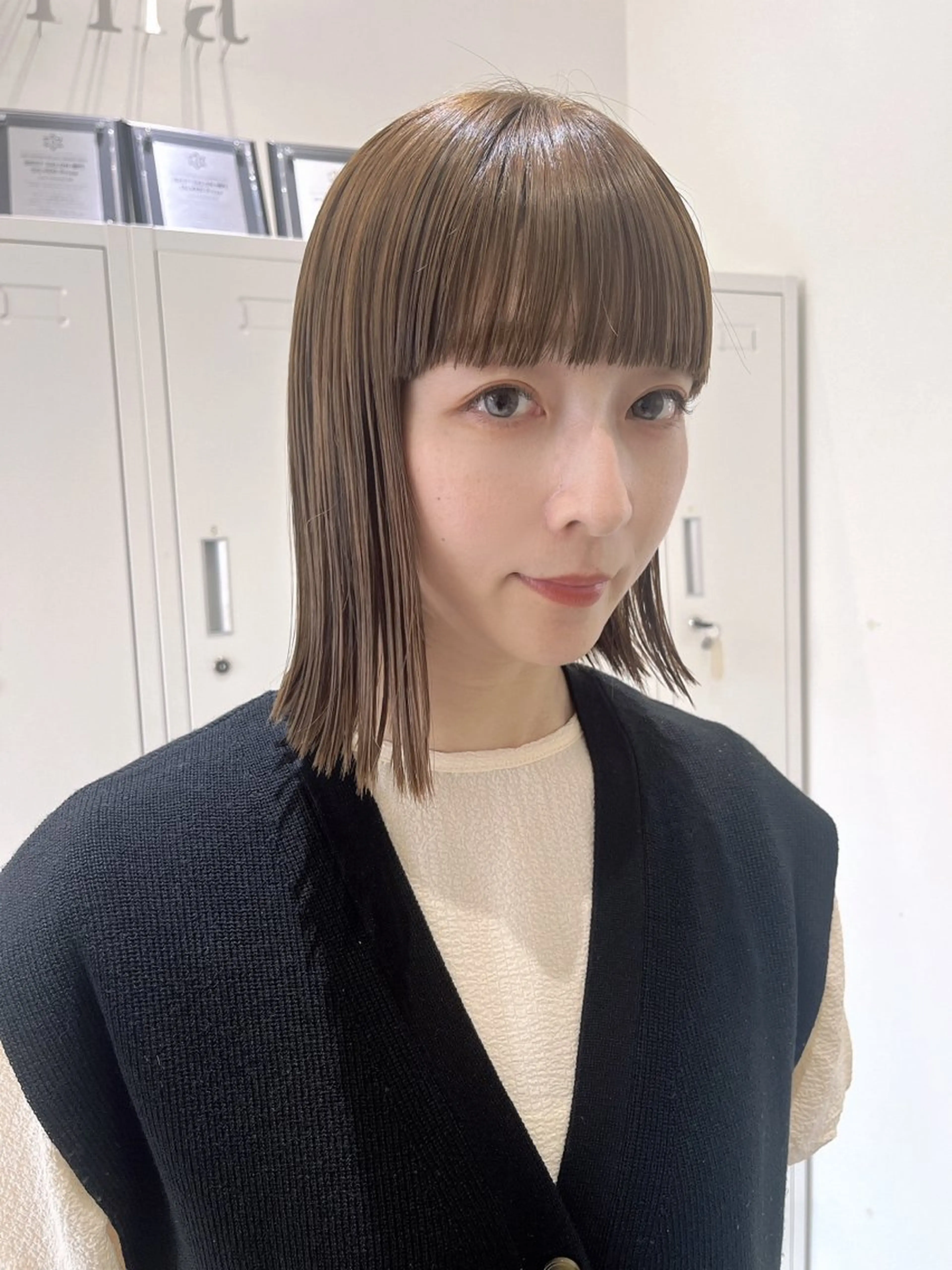 ショート ヘアカラー zina藤崎📛 井上美乃里のヘアスタイル
