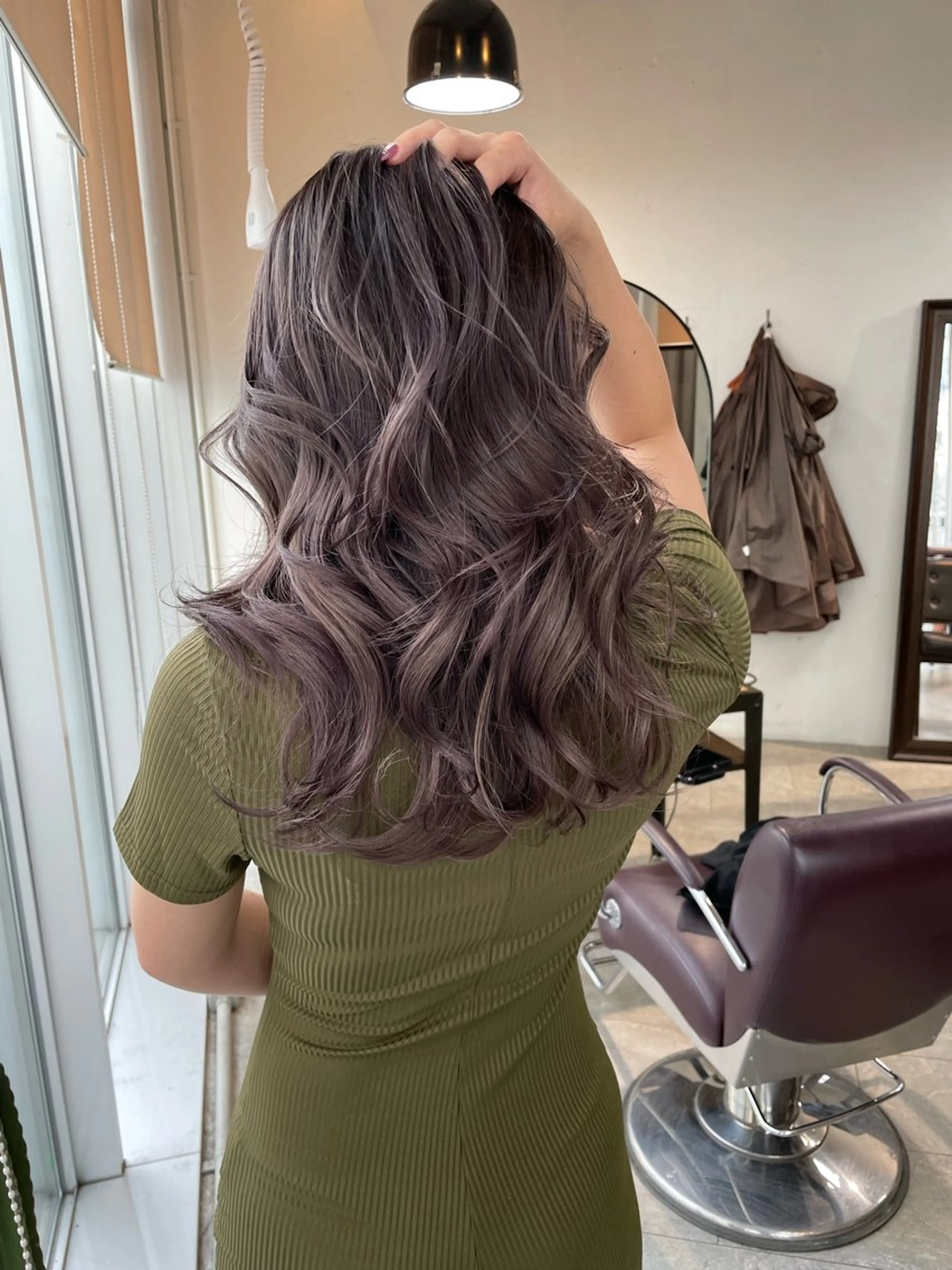 ロング カラー カット ヘアカラー トリートメント ヘアセット 💜ハイトーン💛 マジカルかいちゃんのヘアスタイル
