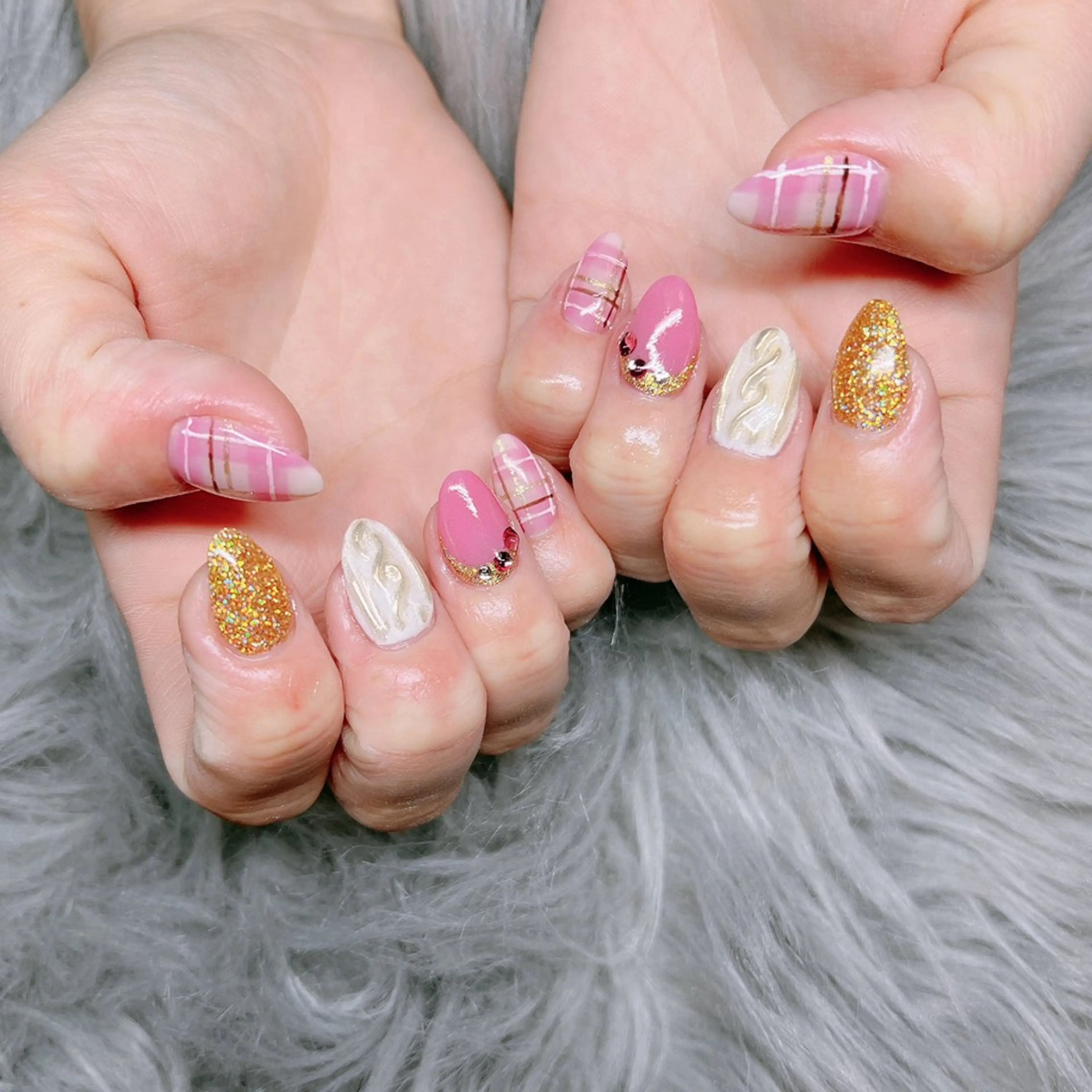 ネイル 個室ネイルサロンDolly  Girl〜ドーリーガール〜所属・DollyGirl KYOKOのネイルデザイン