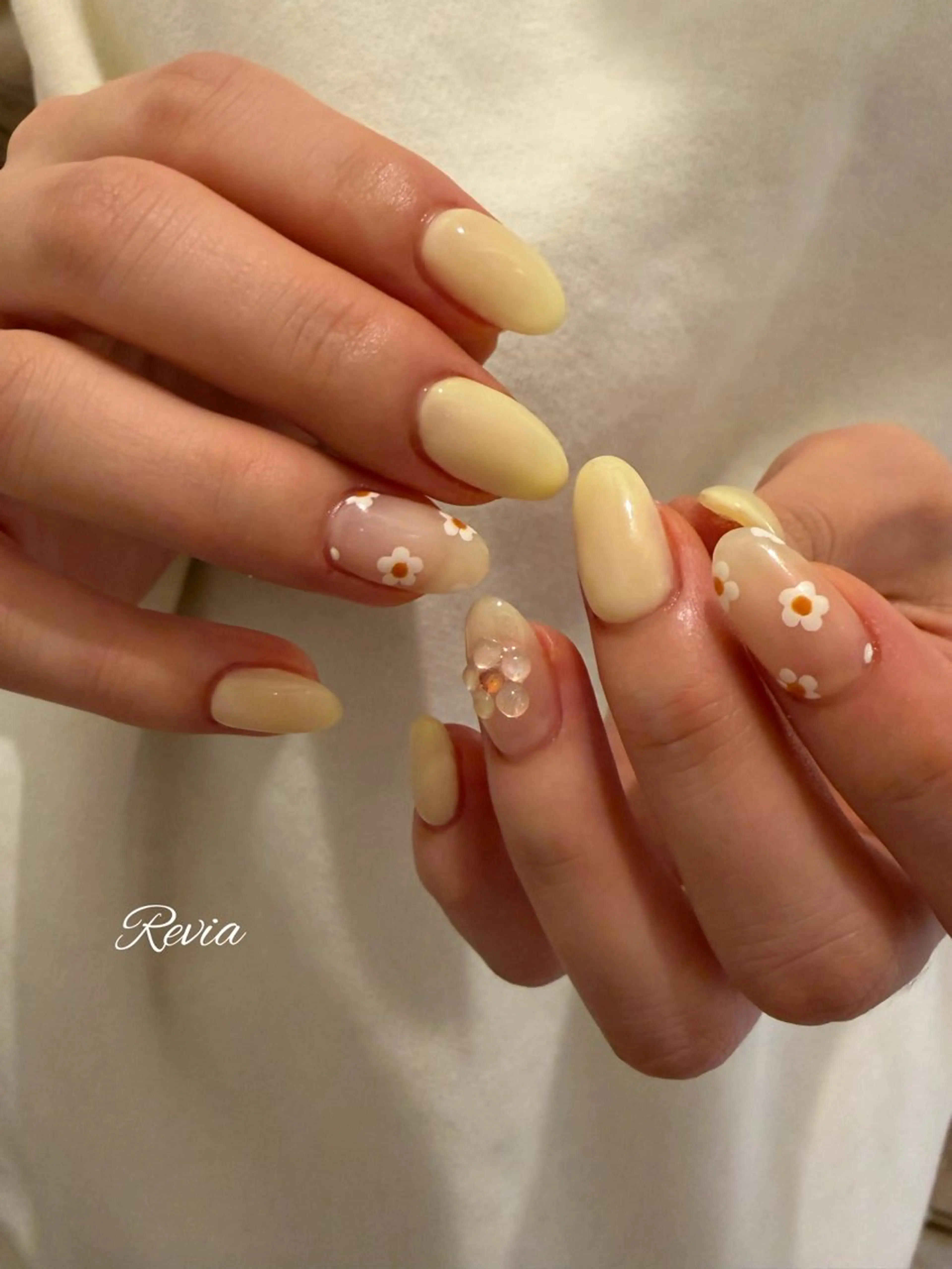 ネイル ハンドネイル revia所属・ERI Nailistのネイルデザイン