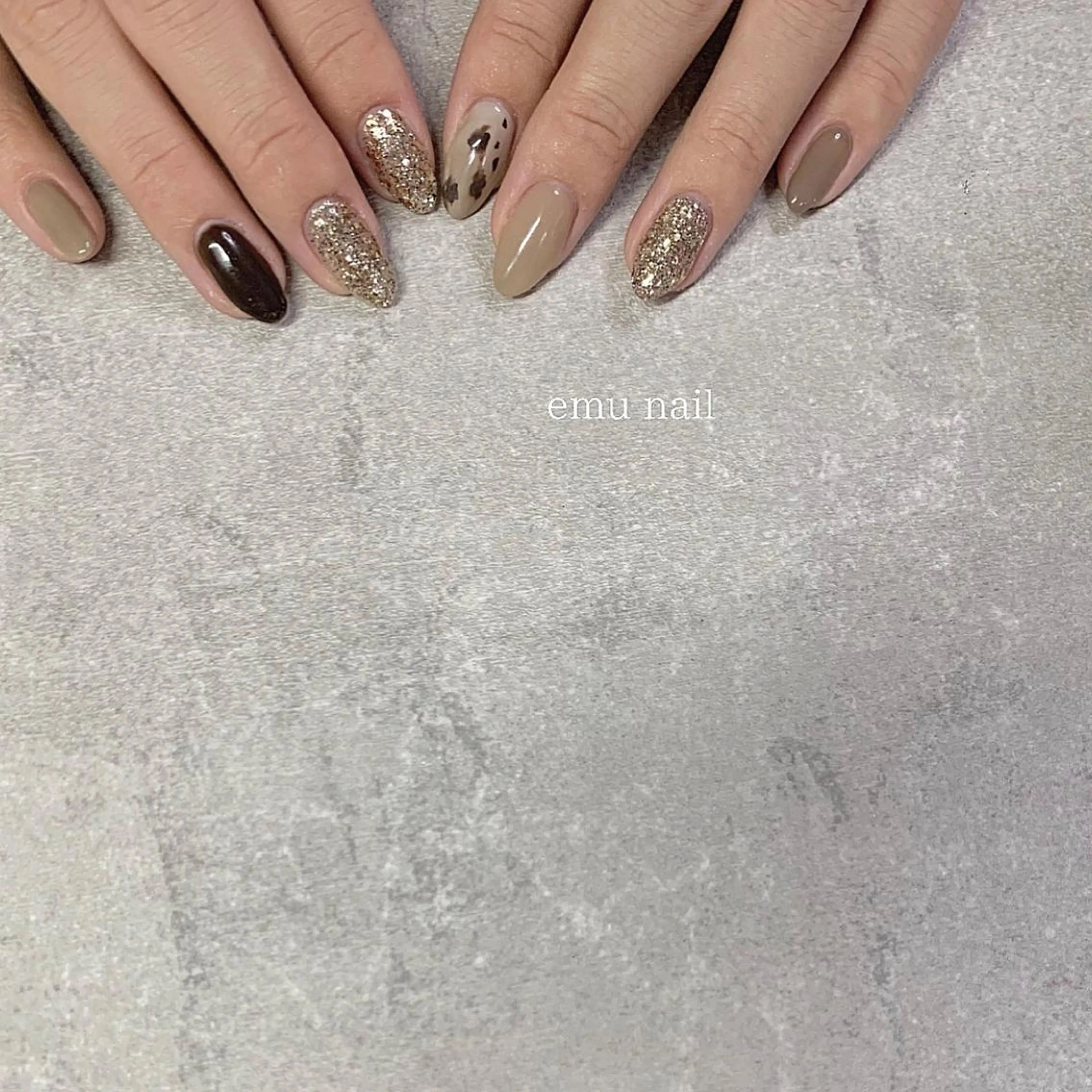 ネイル ラメ(グリッター) ワンカラーネイル emu nailのネイルデザイン