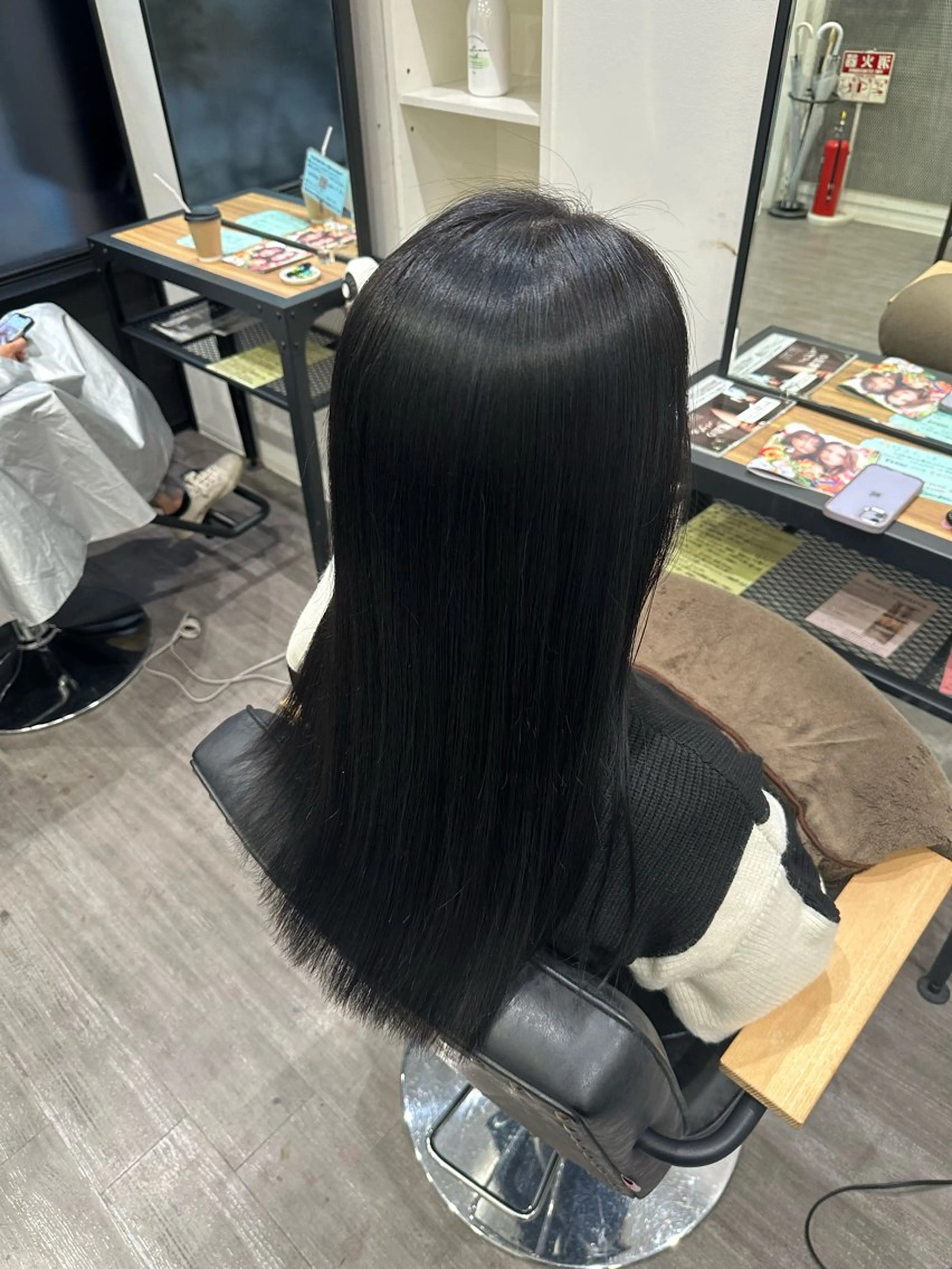 ロング カラー ブルーカラー ハイライトカラー ハイライト カット ヘアカラー トリートメント 艶髪レイヤー上田 紗也🇰🇷💗のヘアスタイル