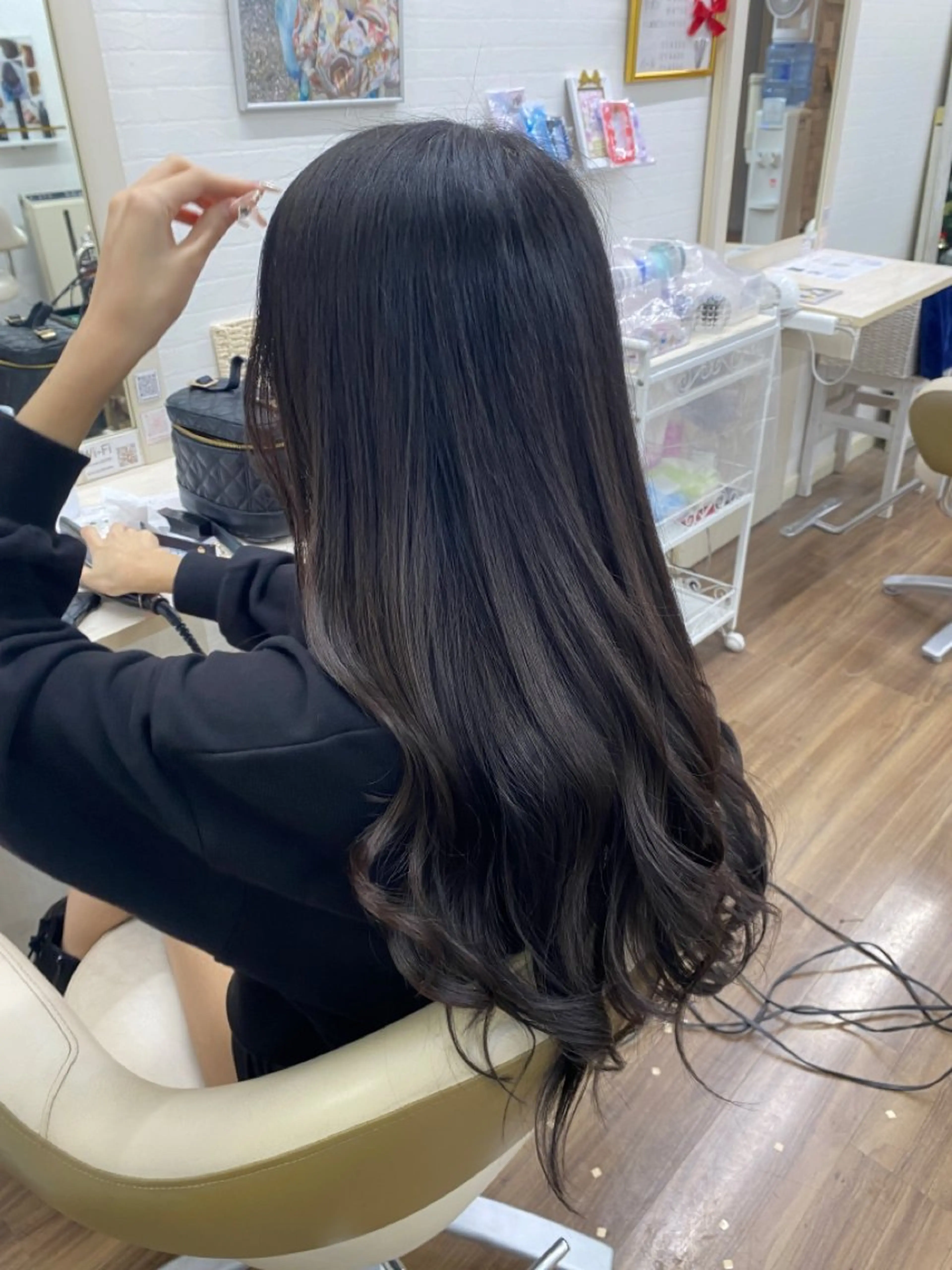 ロング カラー 黒髪 ロング ヘアカラー トリートメント エクステ GLOSS 心斎橋 山上のヘアスタイル