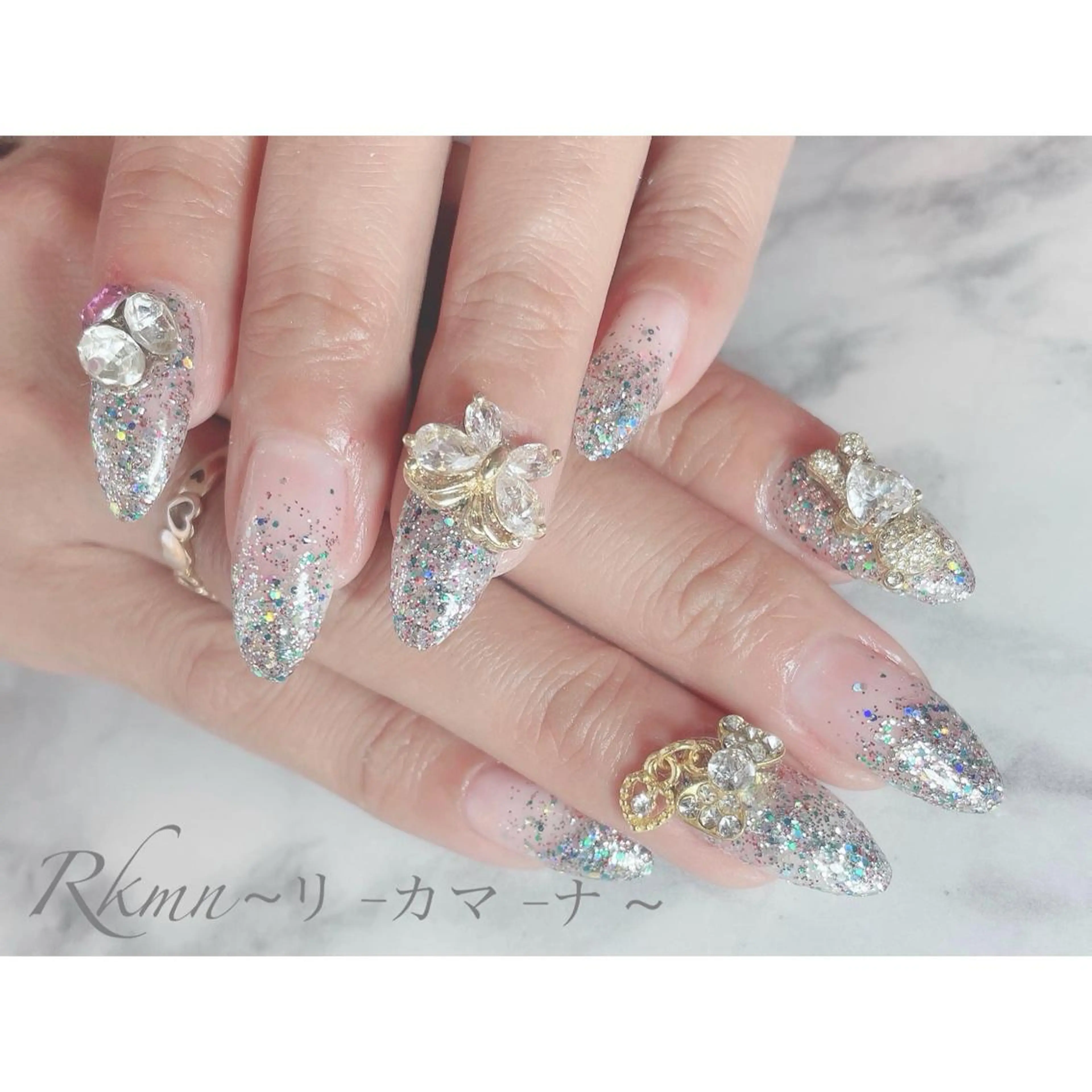 ネイル アートネイル フレンチネイル ジェルネイル グラデーション ラメ(グリッター) ハンドネイル フットネイル ハンドケア Rkmn ~リ-カマ-ナ~のネイルデザイン