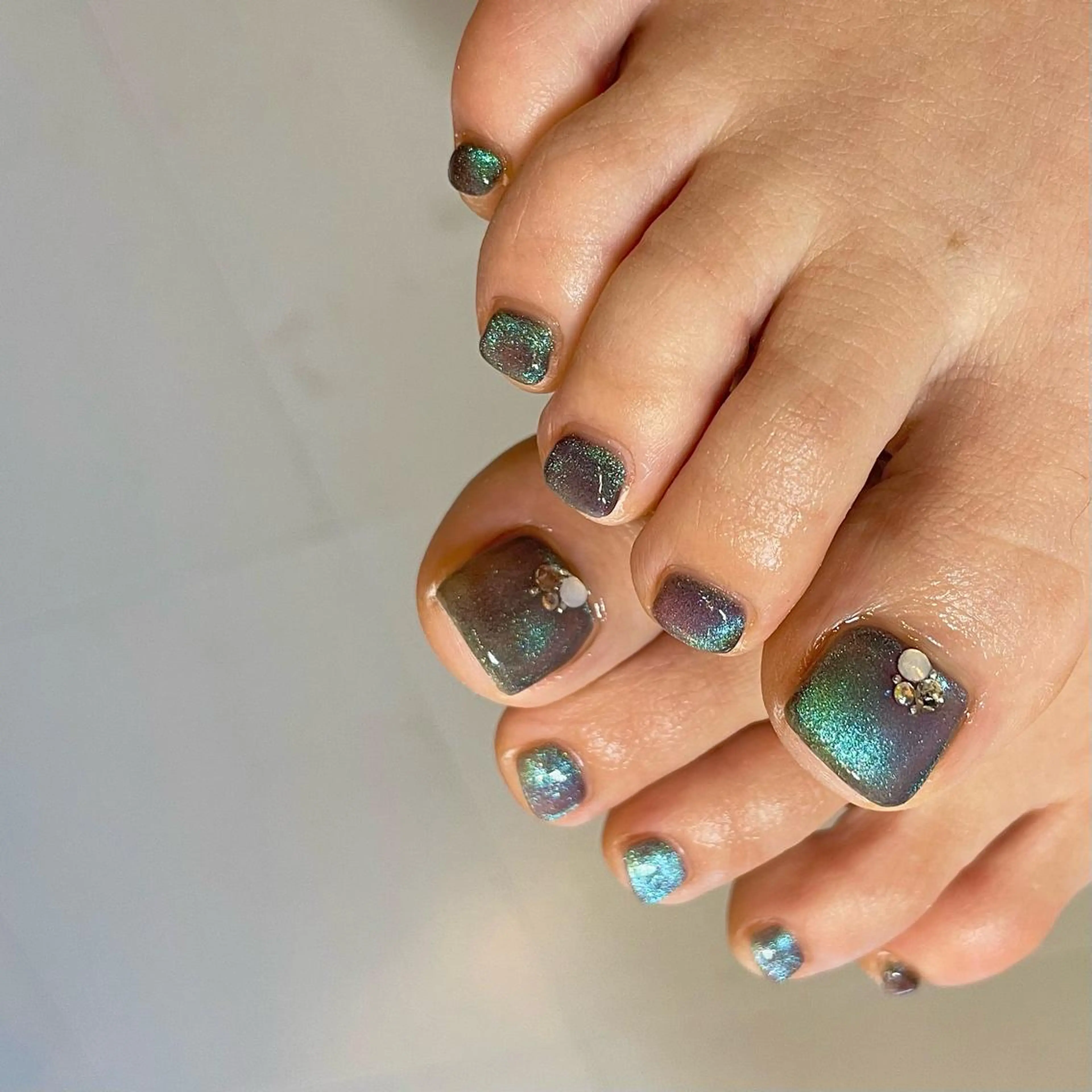 ショート カラー パーマ ヘアアレンジ メンズ キッズ ネイル マツエク・マツパ アイブロウ マグネットネイル nail&eye Aoのマツエク・マツパデザイン