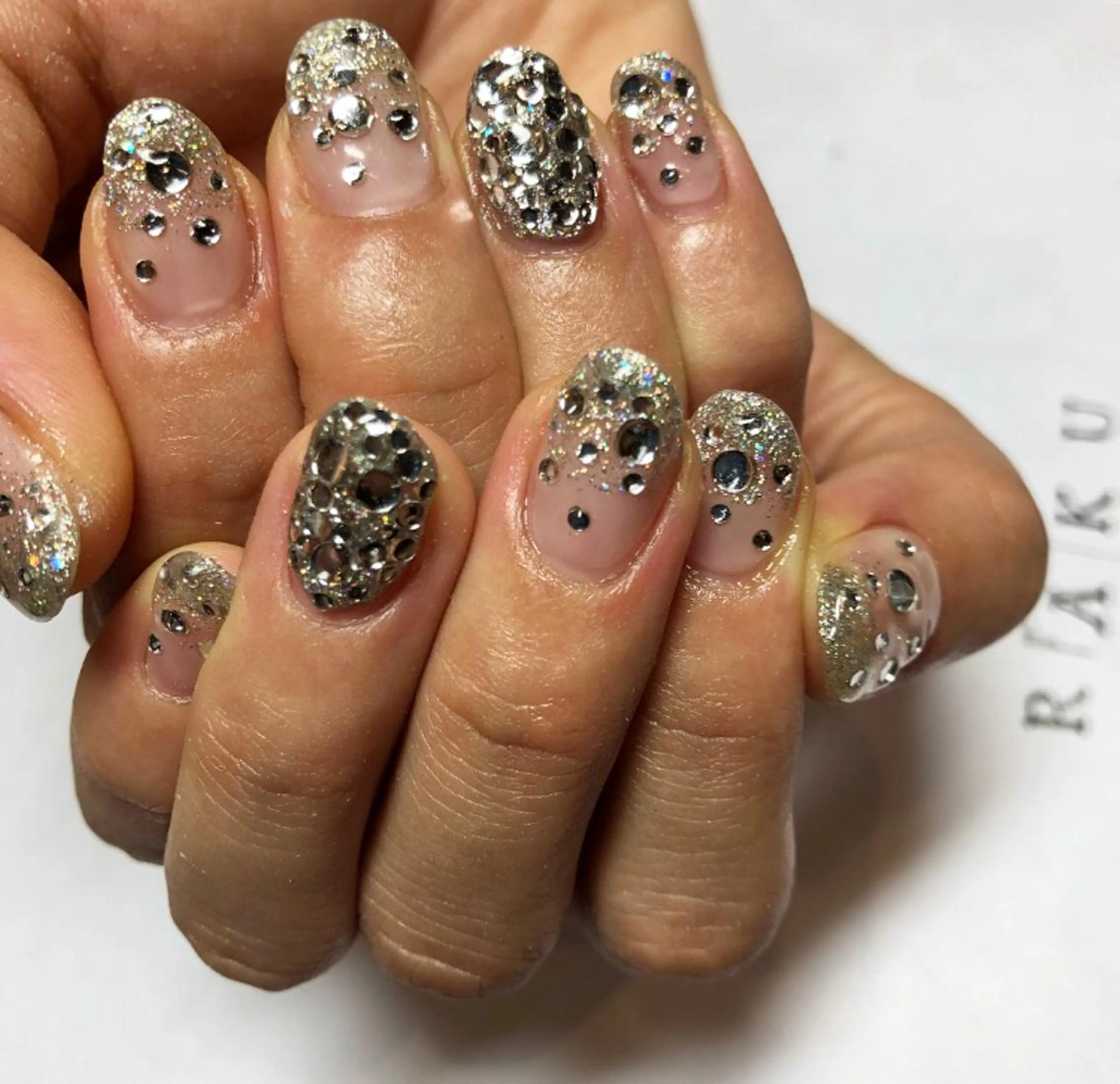 ネイル ブライダルネイル 駒月 明日香のネイルデザイン