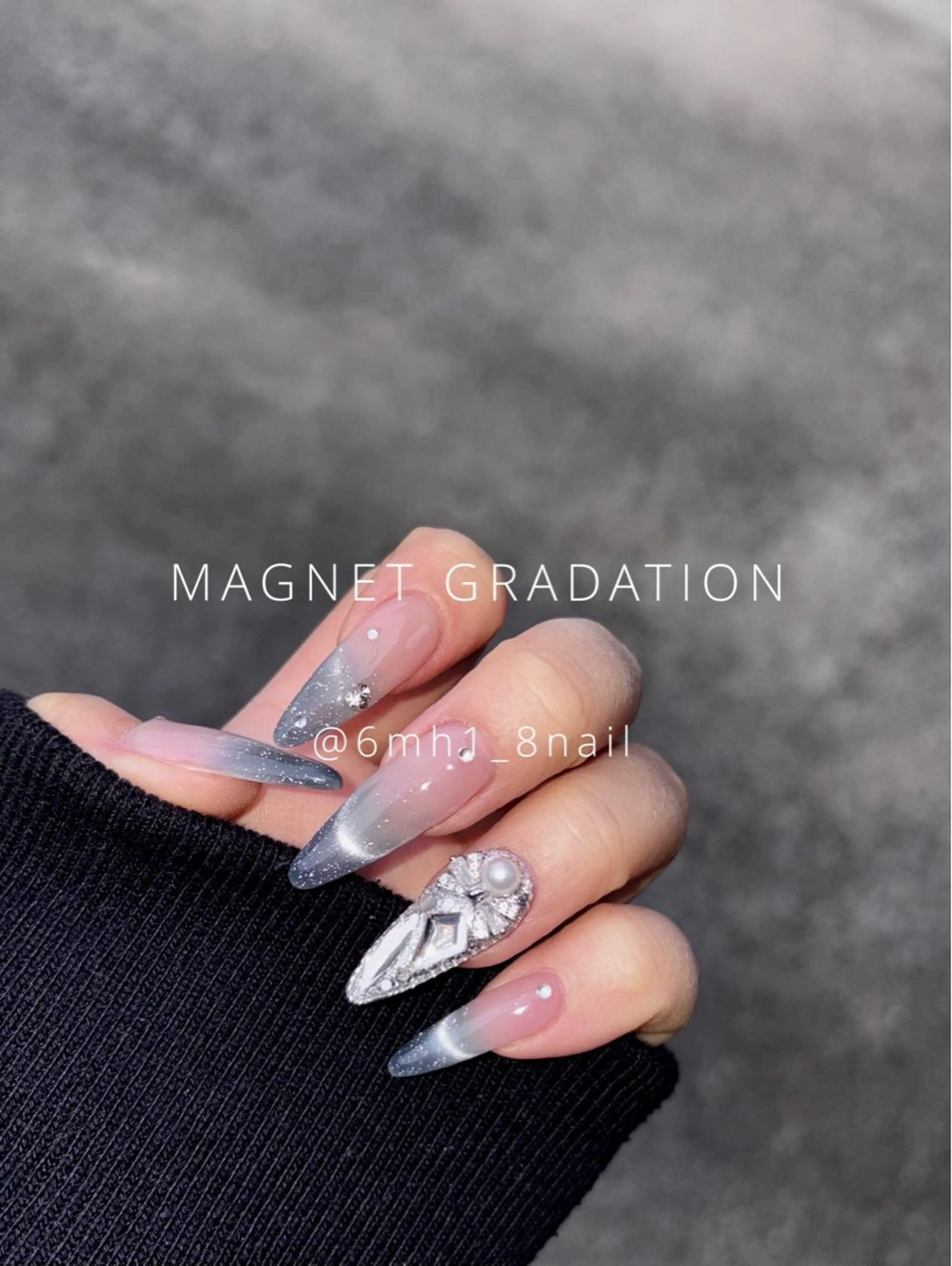 ネイル グラデーション マグネットネイル ハンドネイル Maho🦋 ワンホン／韓国ネイルのネイルデザイン