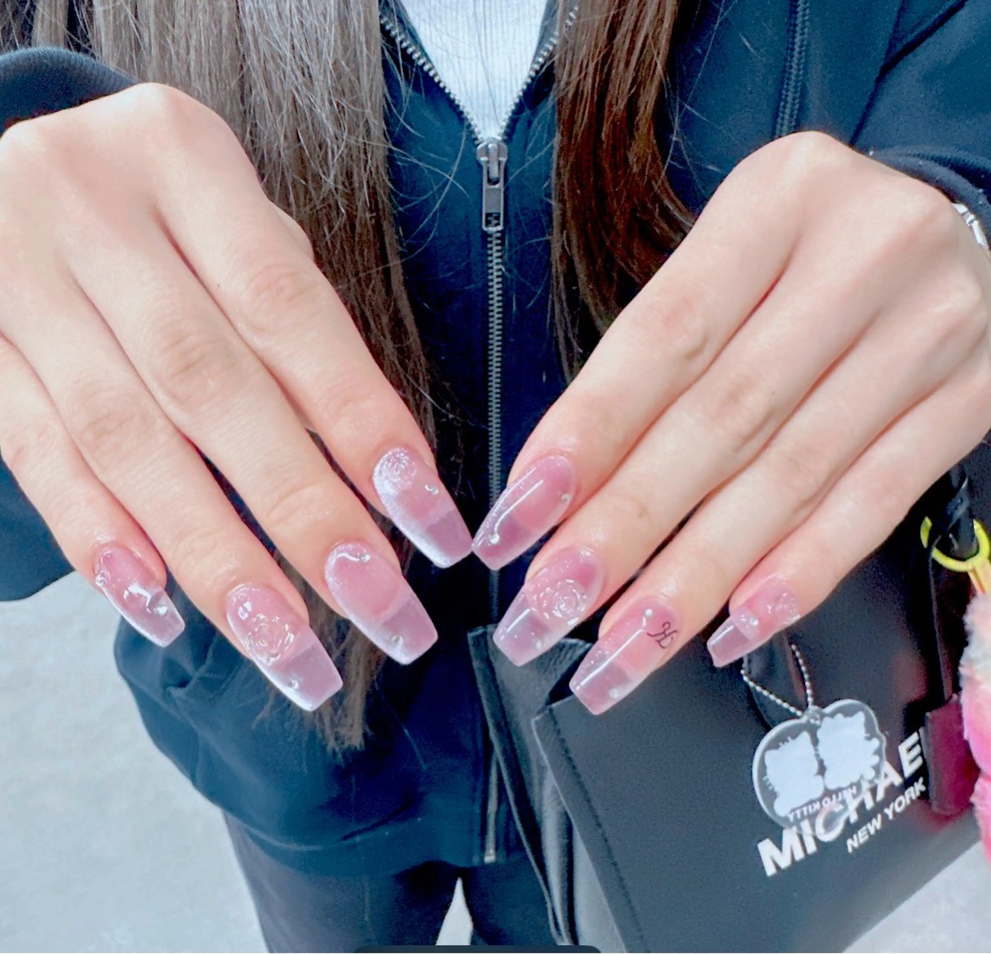 ネイル アートネイル ジェルネイル グラデーション キラキラネイル ラメ(グリッター) ハンドネイル Viola. 優花のネイルデザイン