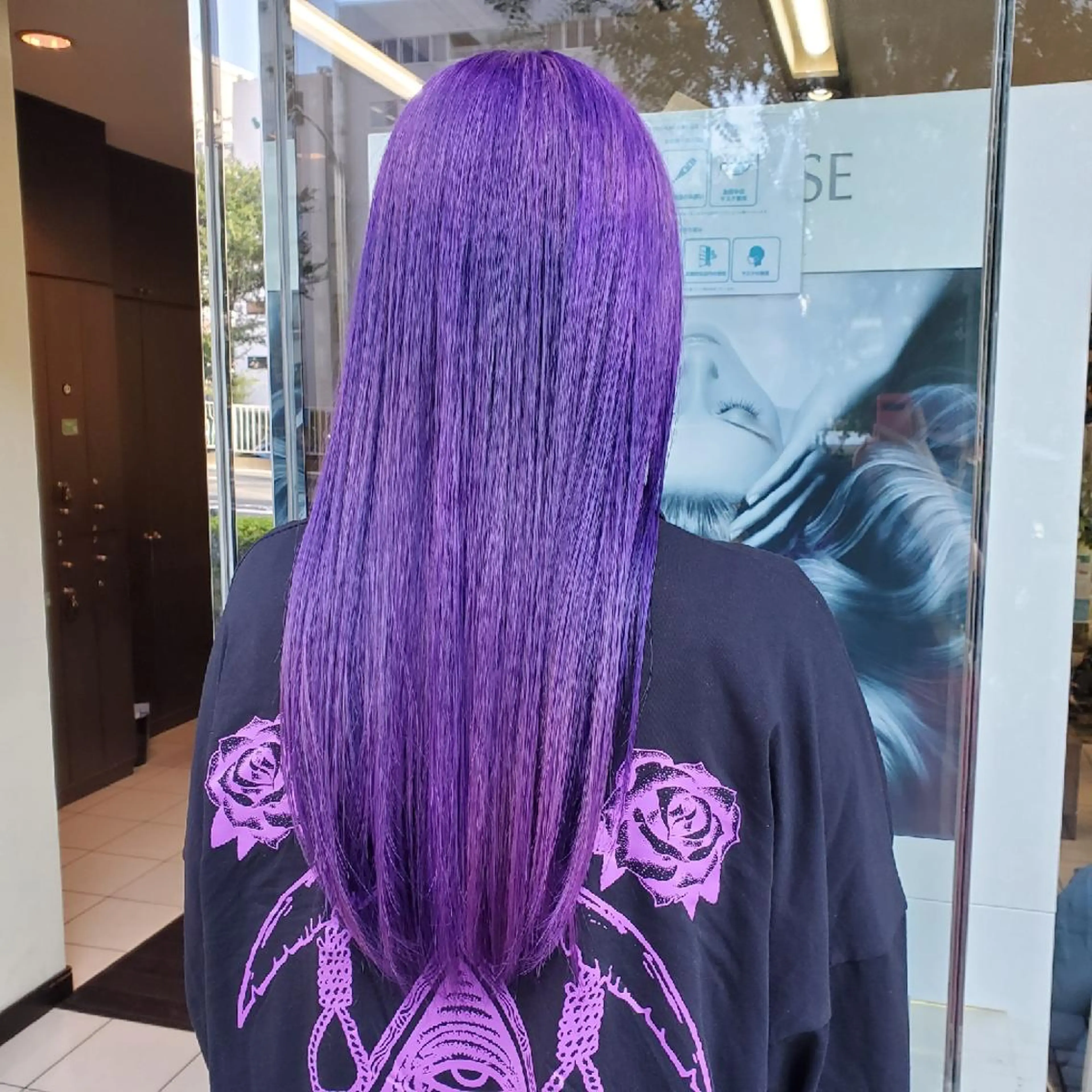 ロング カラー 推しアニメカラー🌈 ツヤ透明感カラー🦄のヘアスタイル