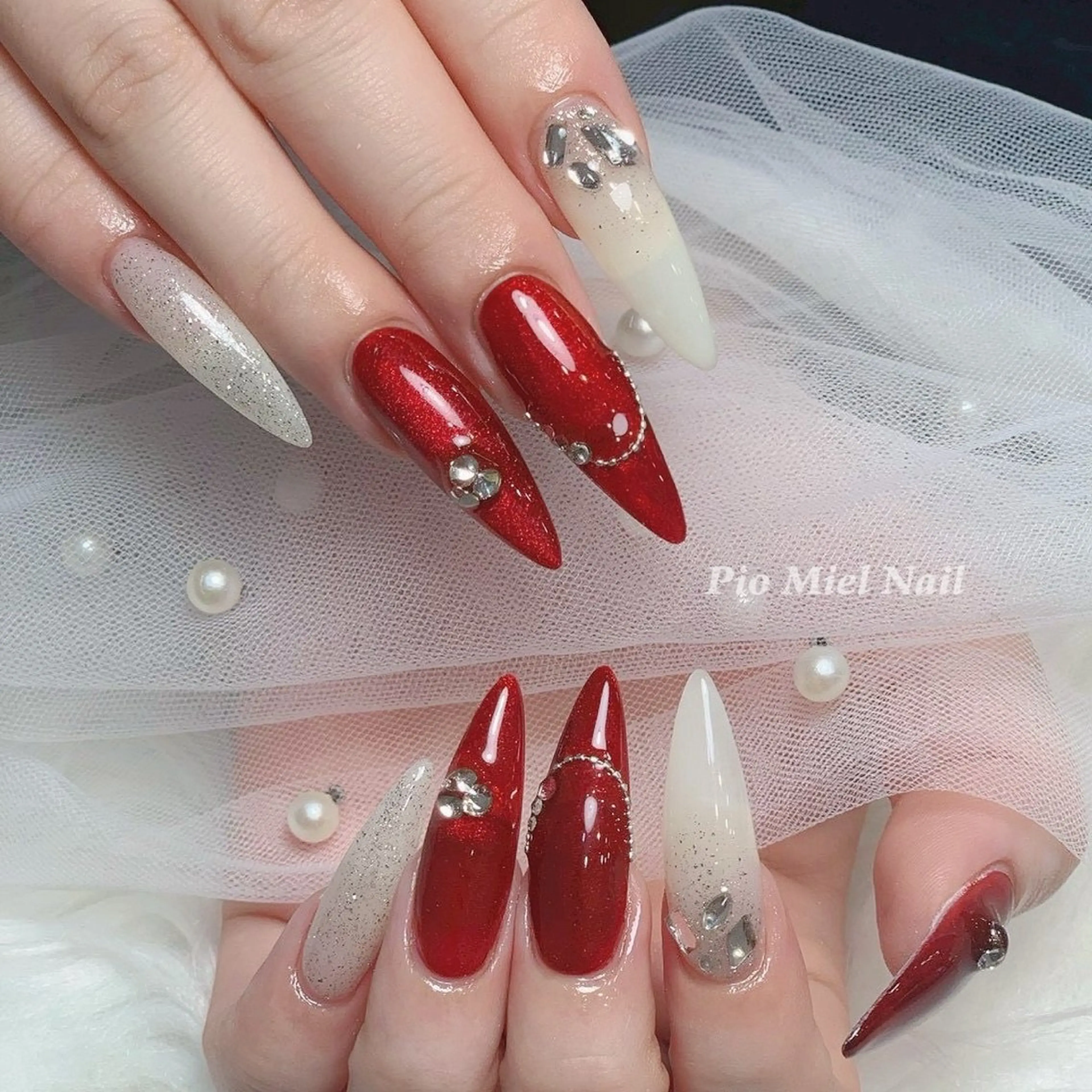 ネイル ハンドネイル HANA 長さだしのネイルデザイン