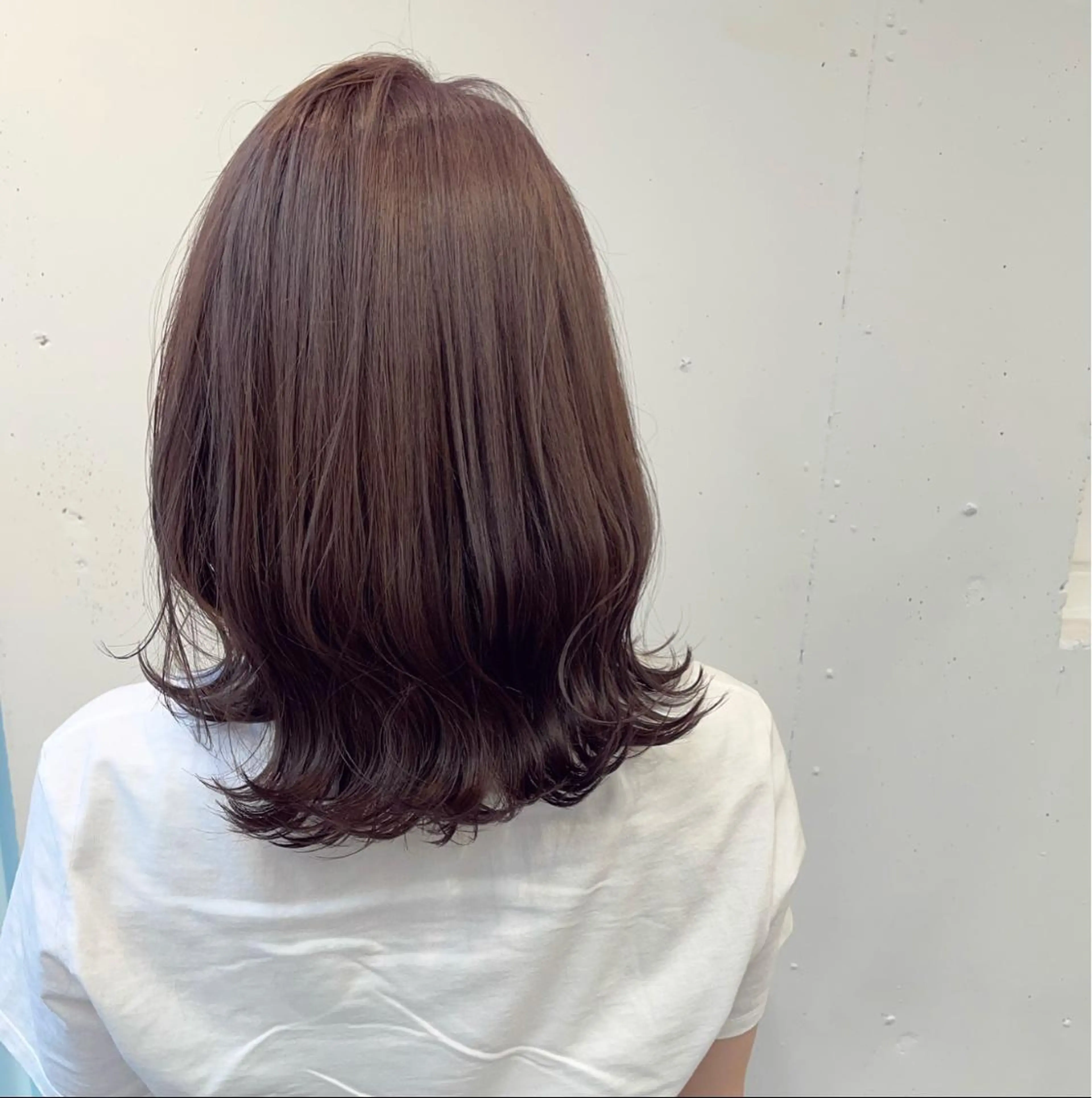 セミロング A/LEE所属・久保田 千尋のヘアスタイル