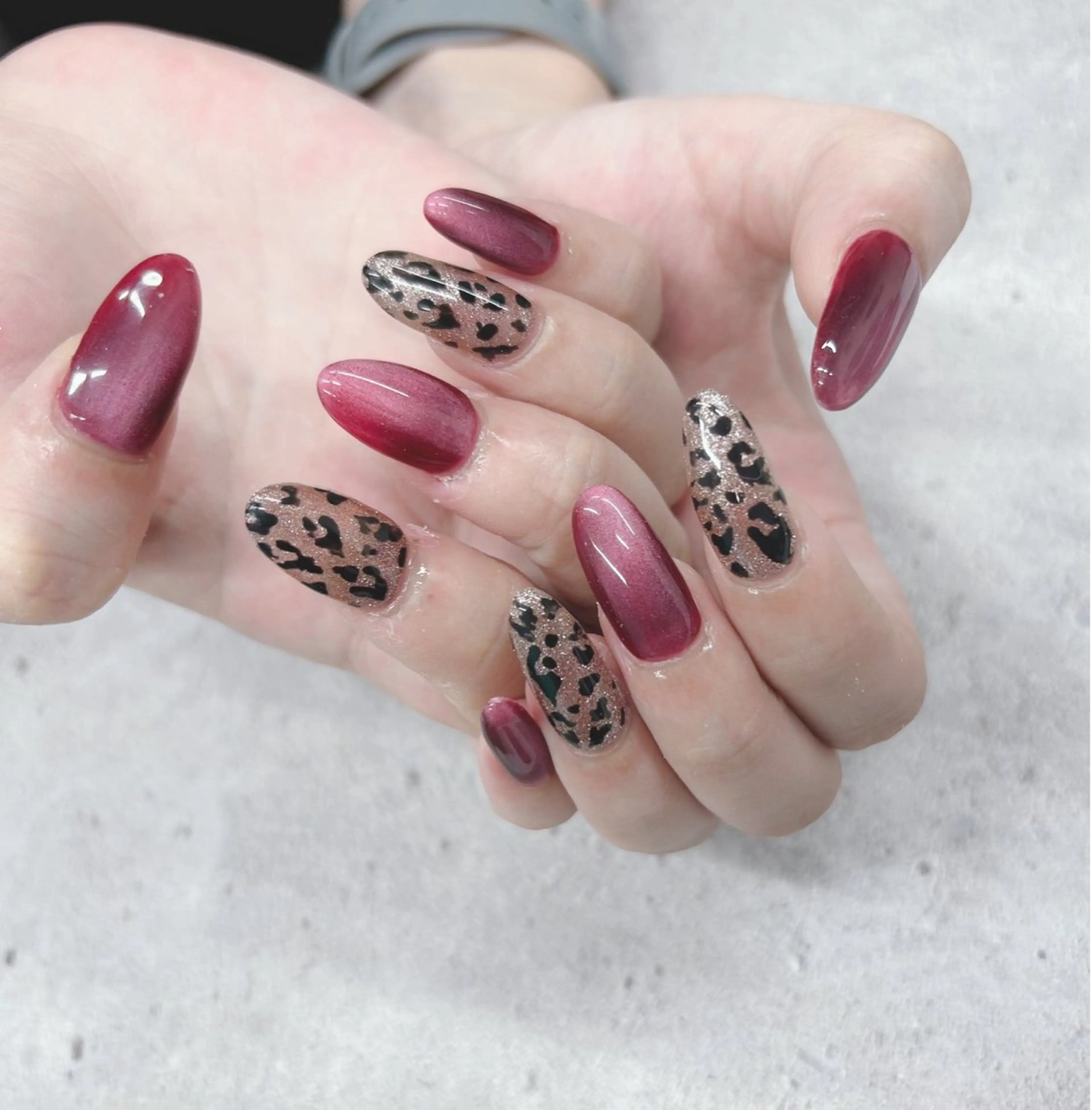 ネイル アニマル柄 マグネットネイル ハンドネイル Nail Salon agré所属・agré ネイルサロン　アグレのネイルデザイン