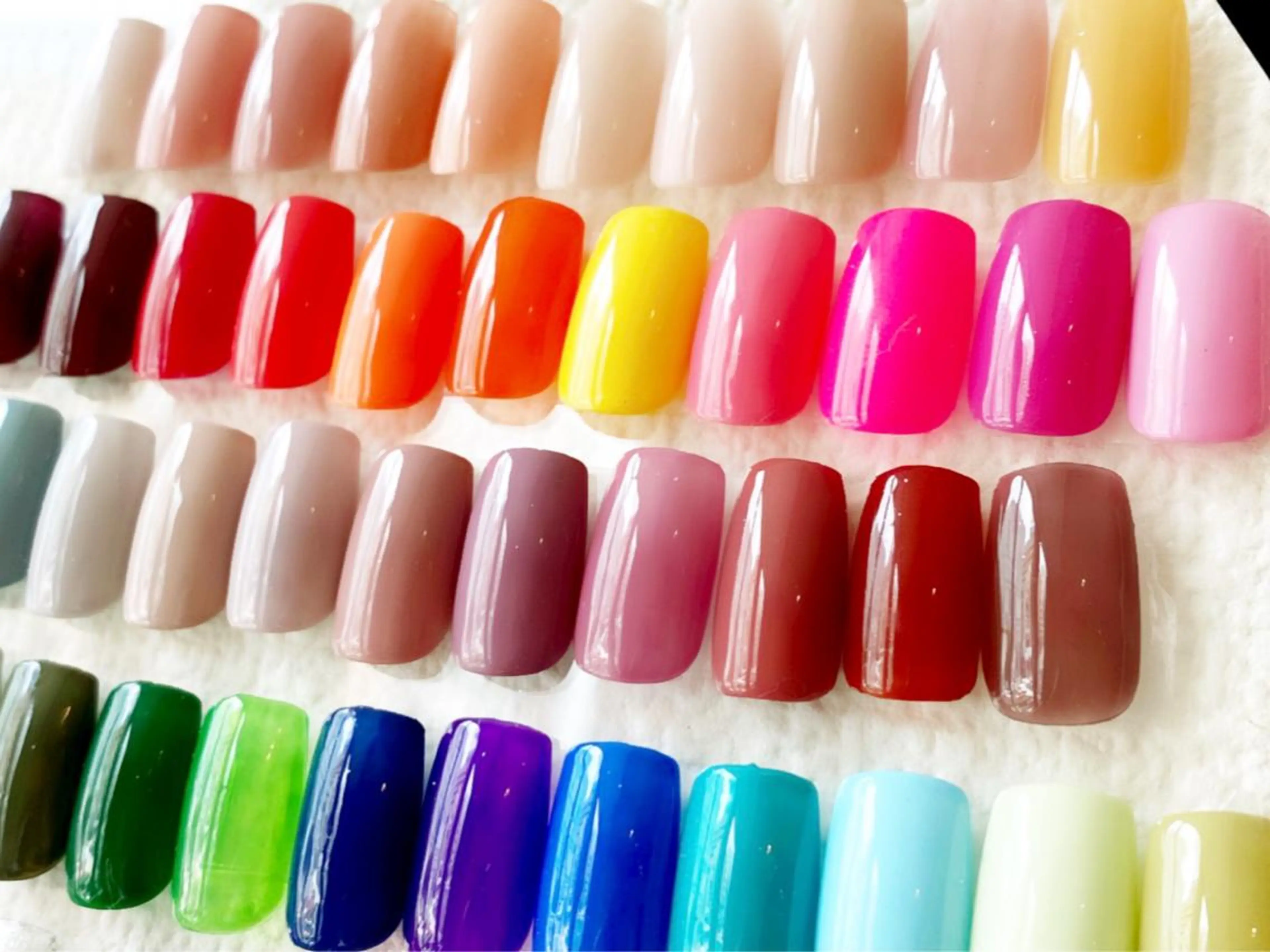 オフあり ハンドワンカラージェルネイル💅🏻ウォーターケア付きの写真