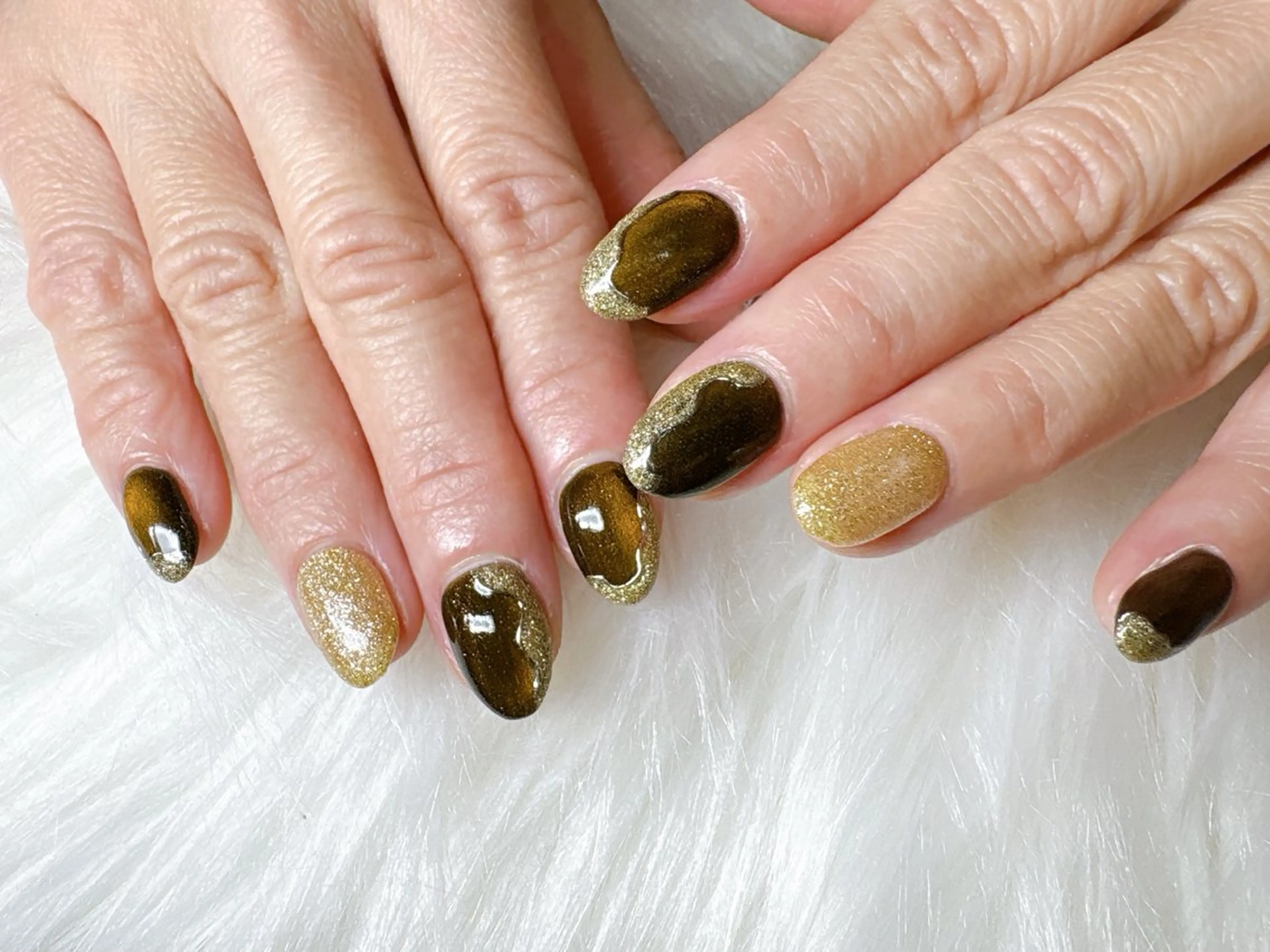 ネイル ECLAT エクラ所属・寺山 千鶴のネイルデザイン