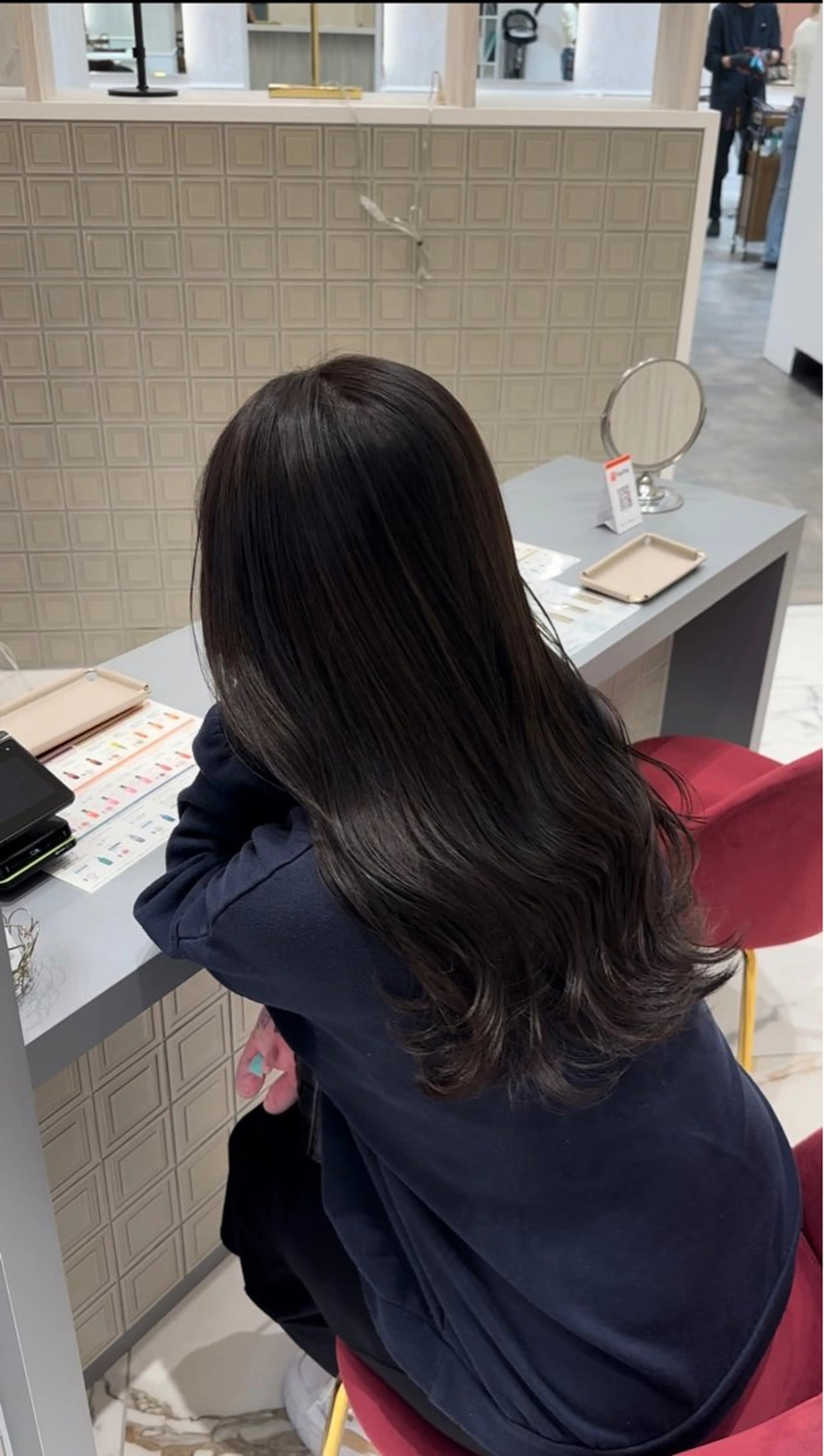 【レディースロング（胸下）】（Aujuaシャンプートリートメント使用）の写真