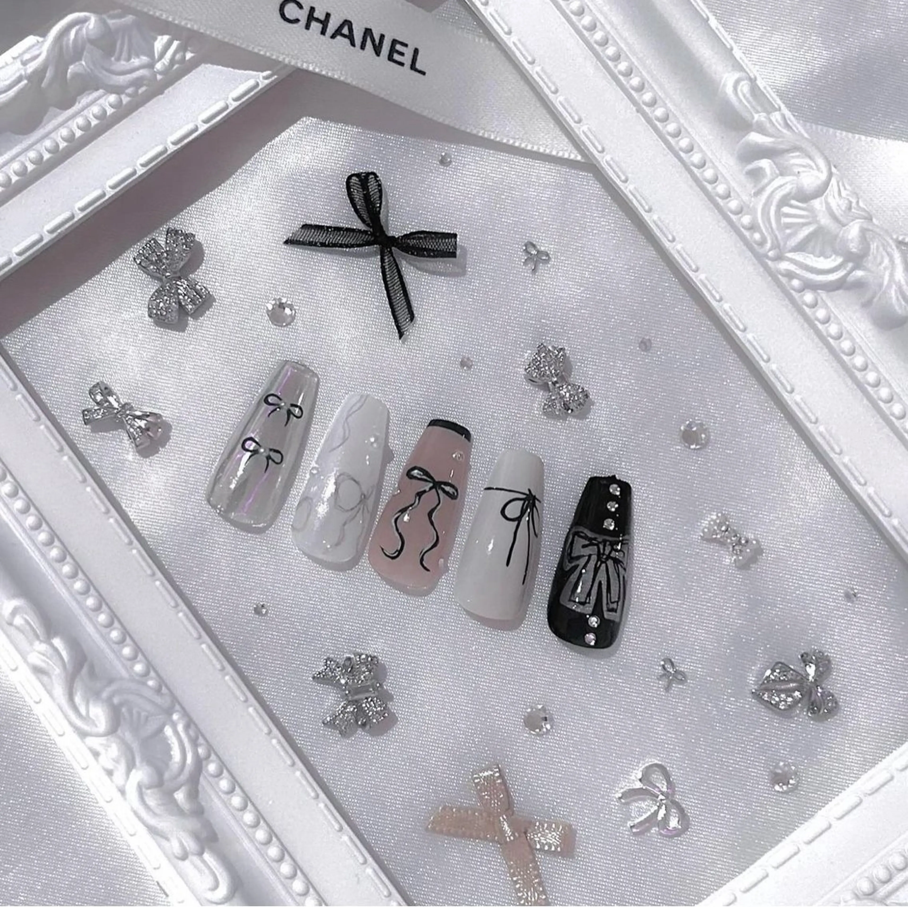 ネイル アートネイル 韓国ネイル リボン 春ネイル 夏ネイル élu by Noriko 前原のネイルデザイン