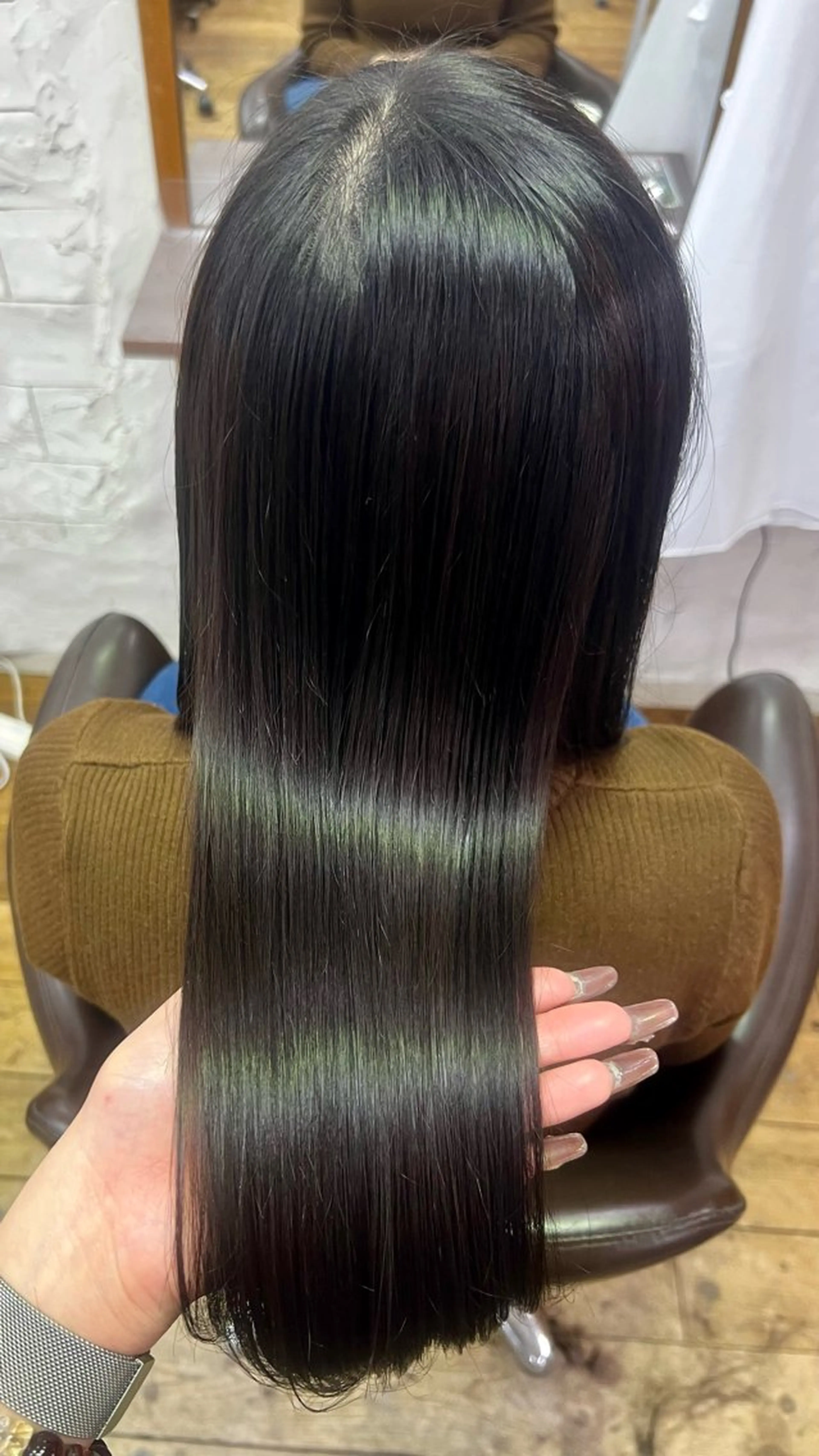 ロング カット ヘアカラー 縮毛矯正 トリートメント 菅野 杏実のヘアスタイル