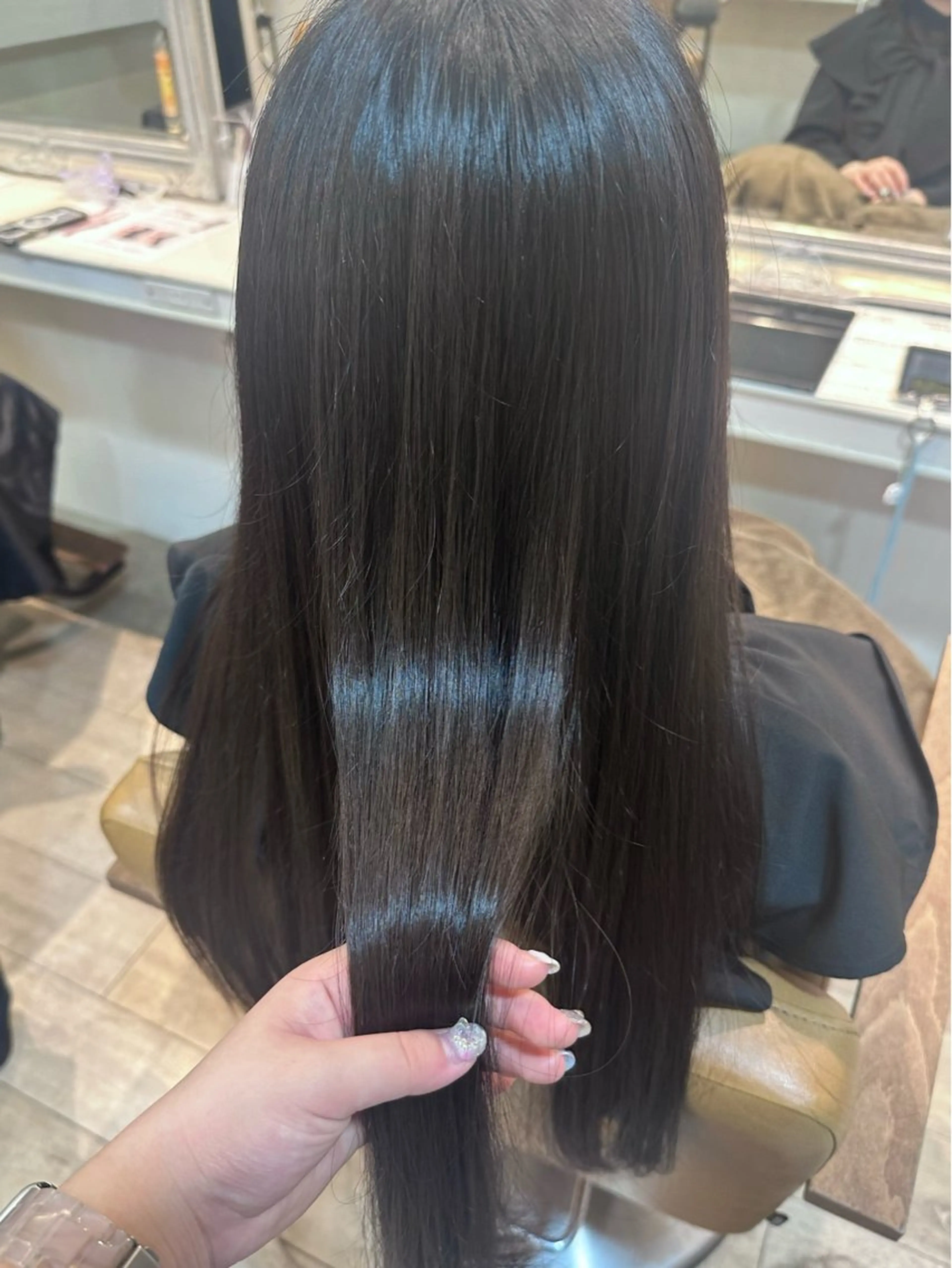 ロング 韓国ヘア/レイヤー 顔周りカット/ユキナのヘアスタイル