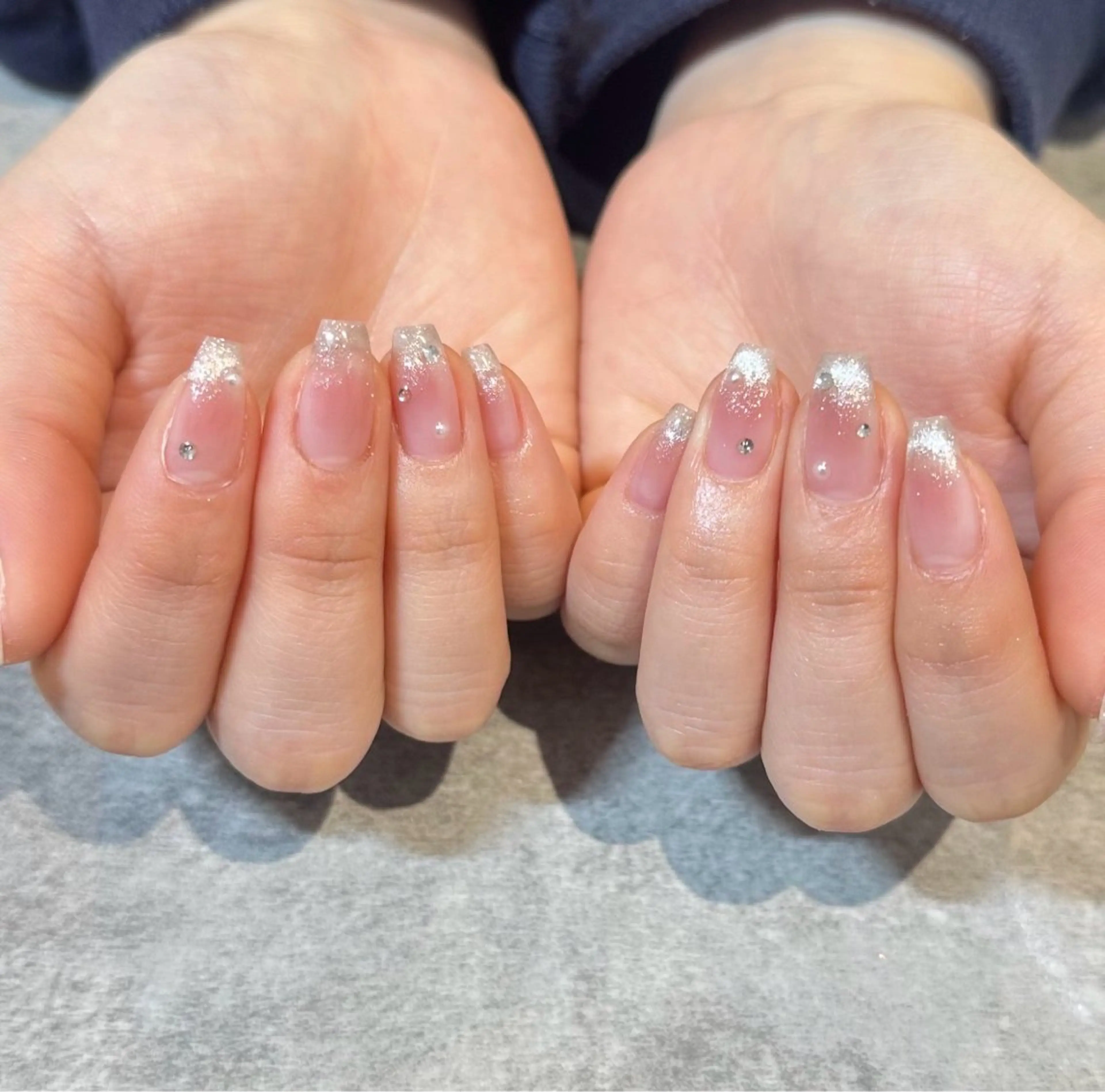 12月限定他店オフありシンプルデザインフリーの写真