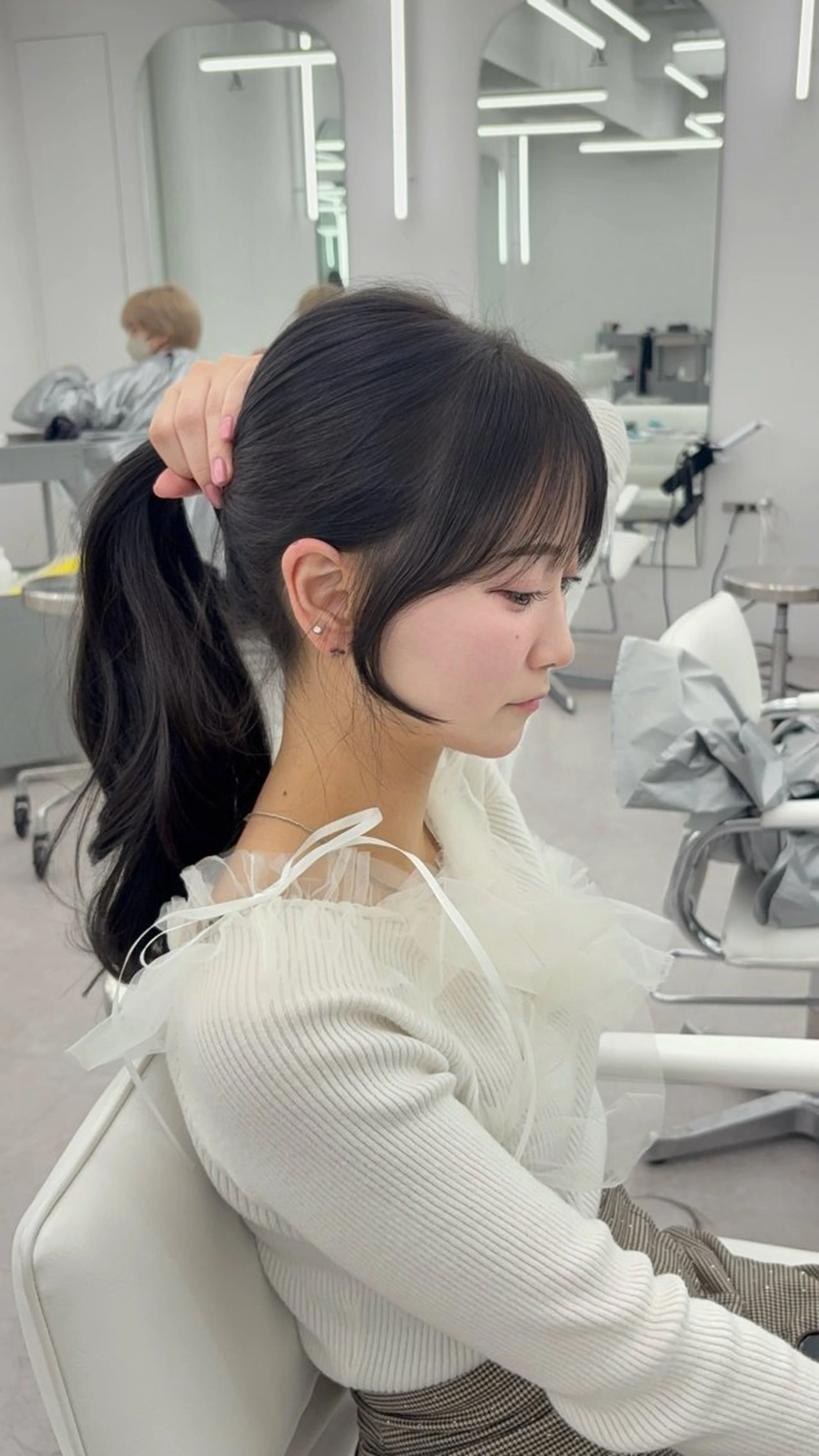 ロング カラー レイヤーカット 小顔カット カット ヘアカラー トリートメント 韓国ヘア/レイヤー/ 顔まわり足立遥奈のヘアスタイル