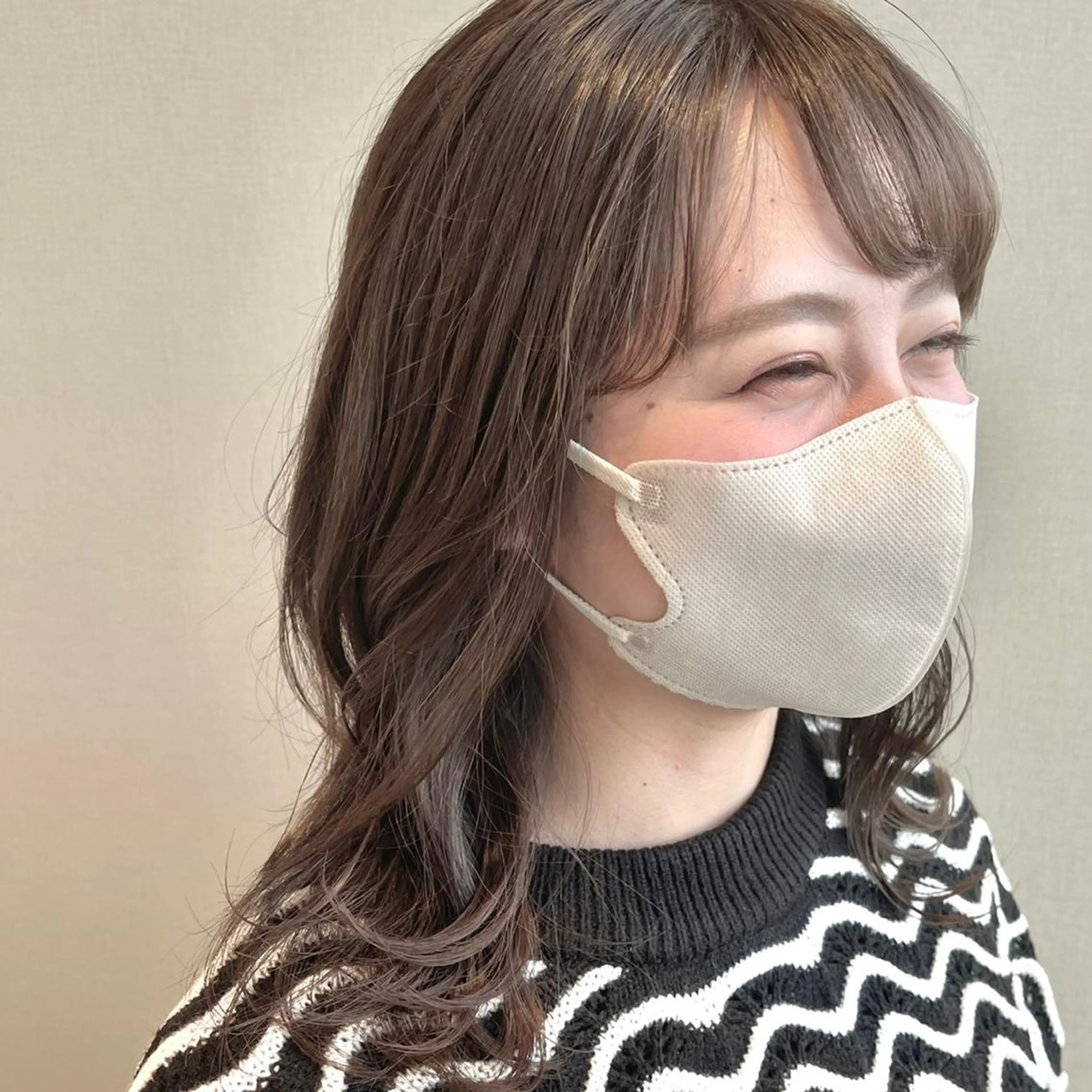 カラー 堀結香/顔まわり レイヤー/蒲生四丁目のヘアスタイル