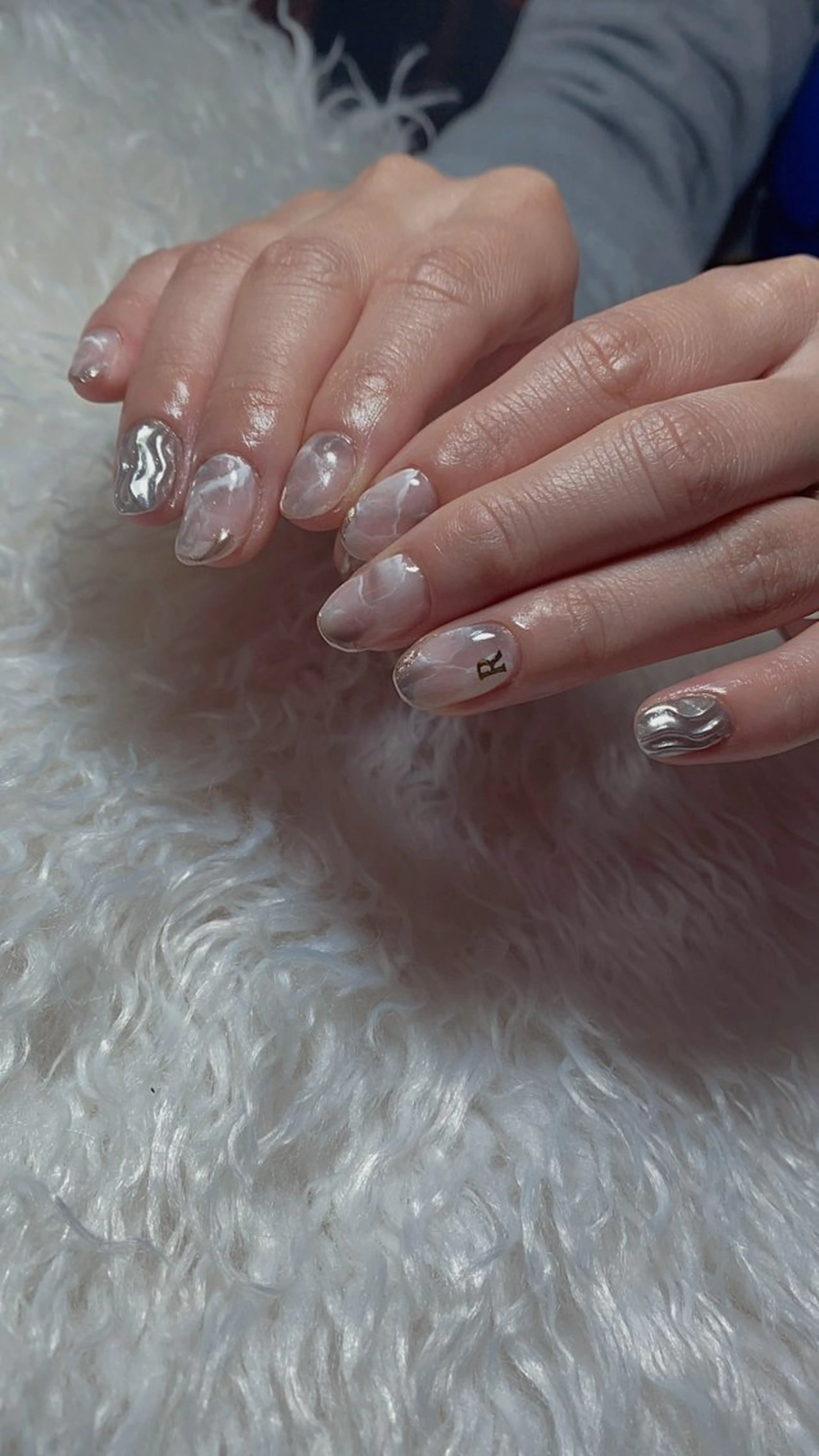 ネイル ハンドネイル n o q r m. n a c h iのネイルデザイン