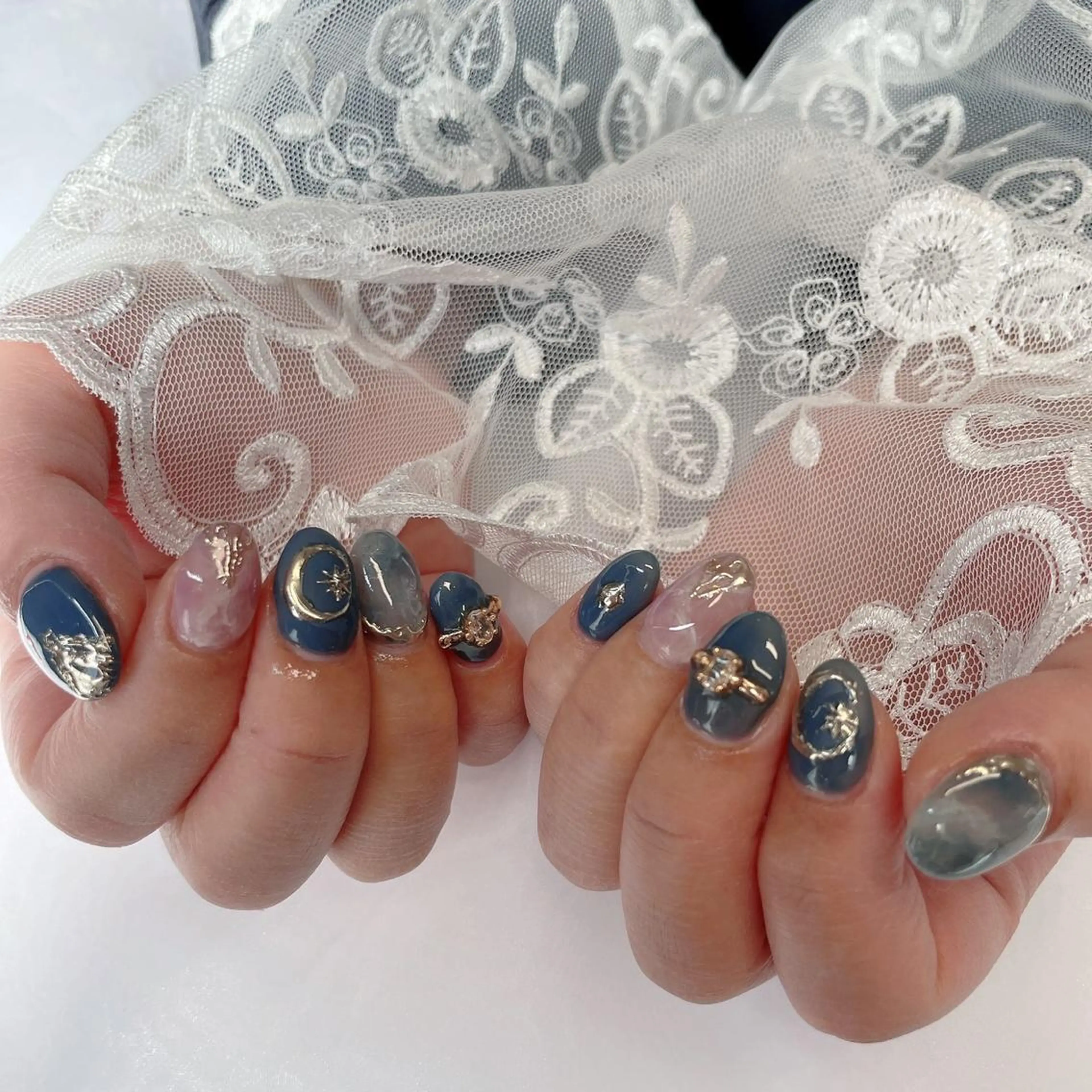 ミディアム ハンドネイル ハンドケア 💜MIYA nail川崎店のネイルデザイン