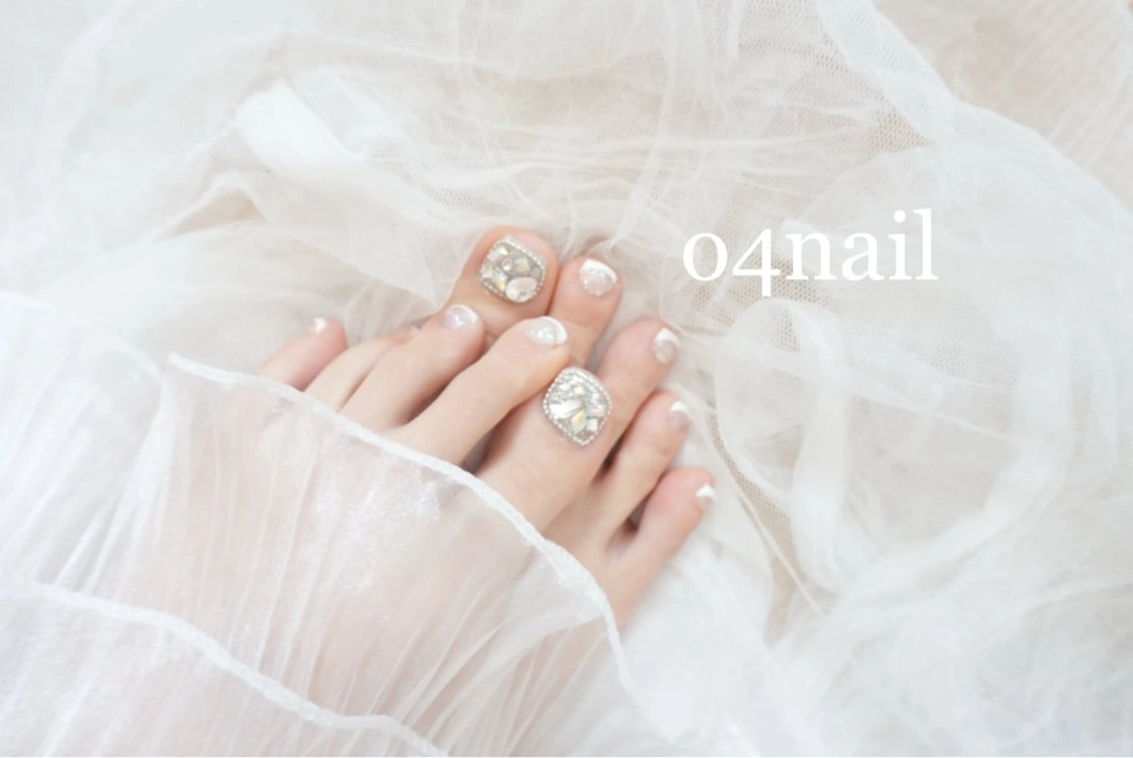 ネイル オーロラネイル フットネイル フレンチネイル マグネットネイル オフィスネイル ハンドネイル my place+s所属・o4nail___ ARISAのネイルデザイン
