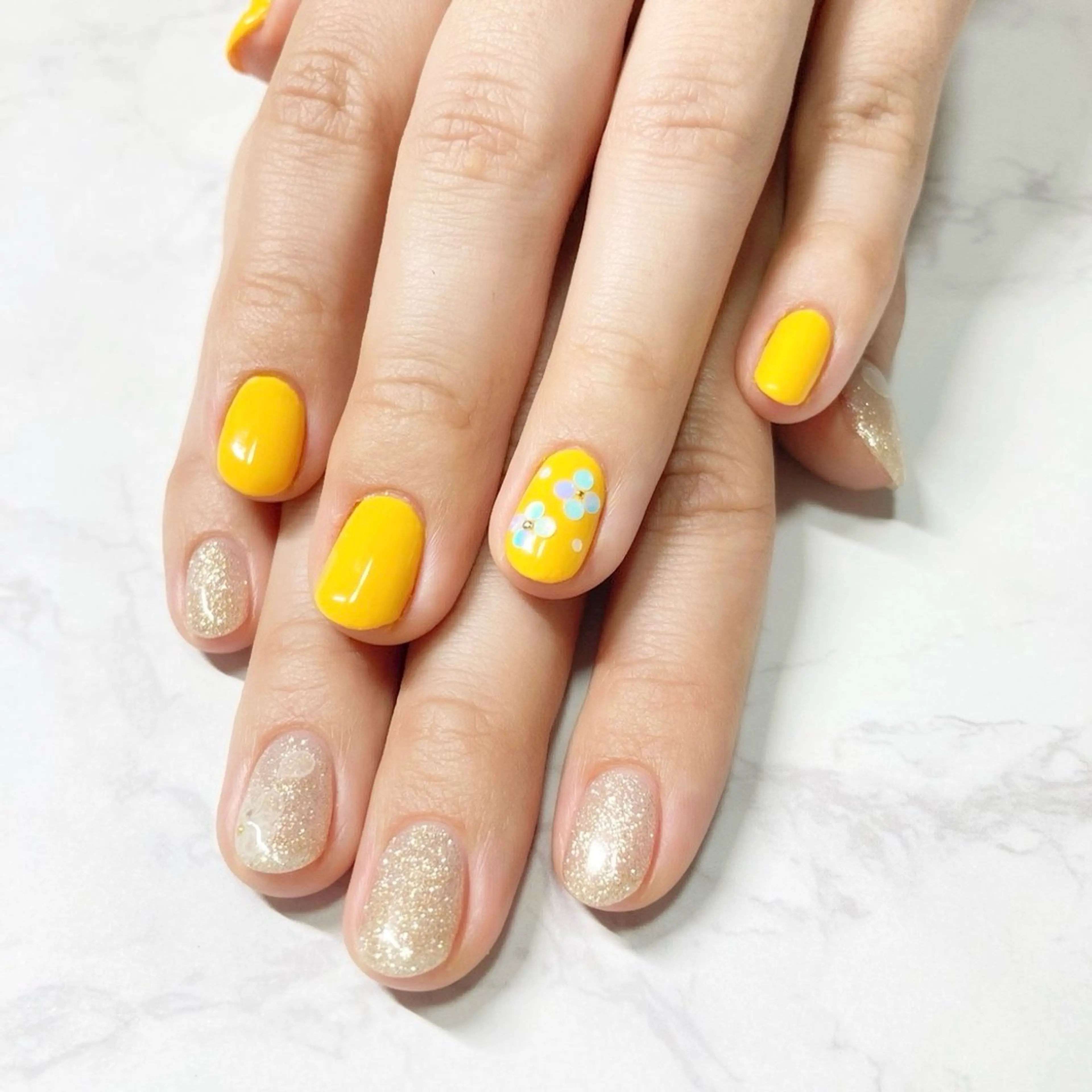 ネイル hills nail Mizukiのネイルデザイン