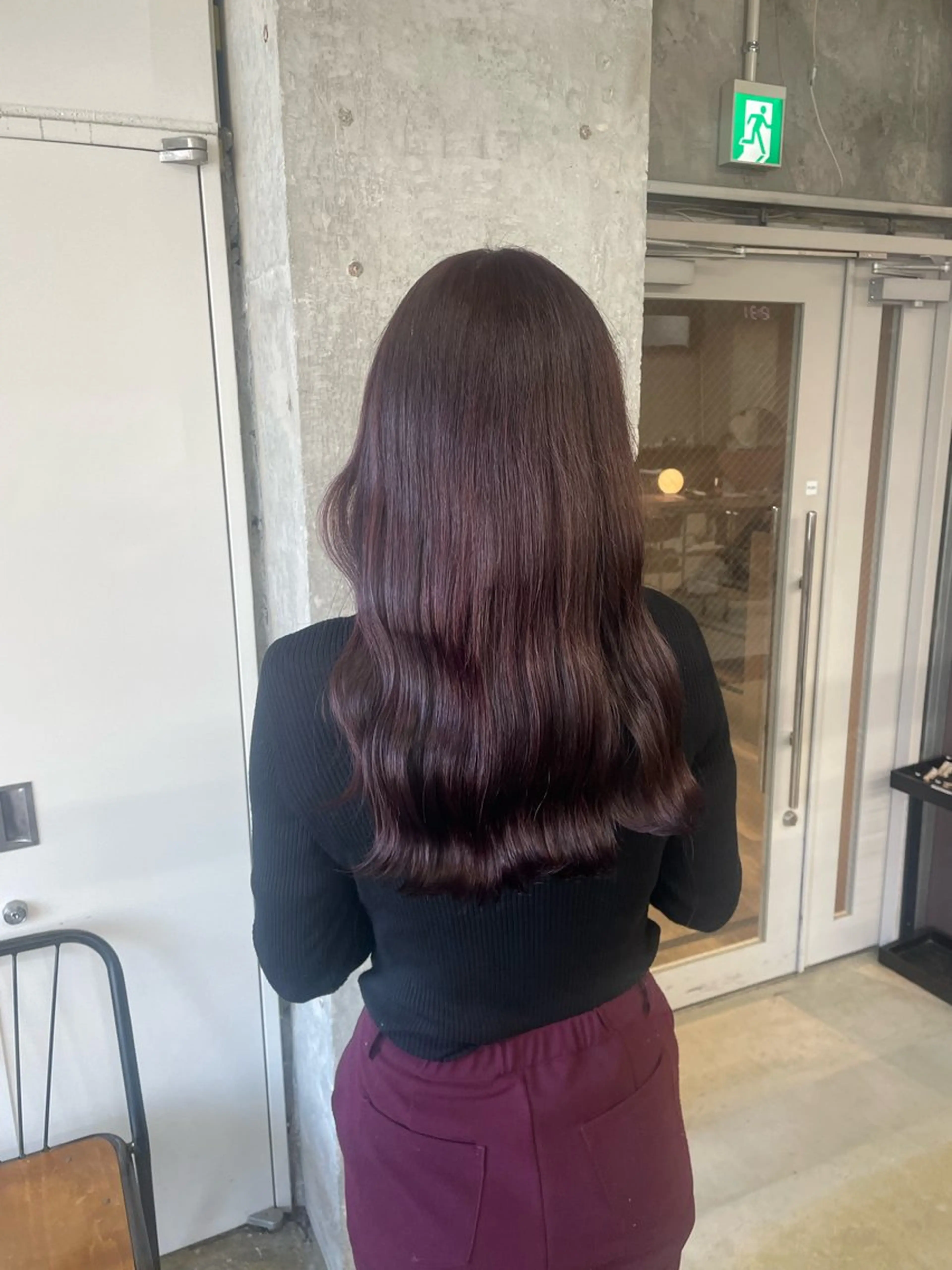 ロング カット ヘアカラー 鈴木瑛里／ブロンド ベージュ／男女のヘアスタイル