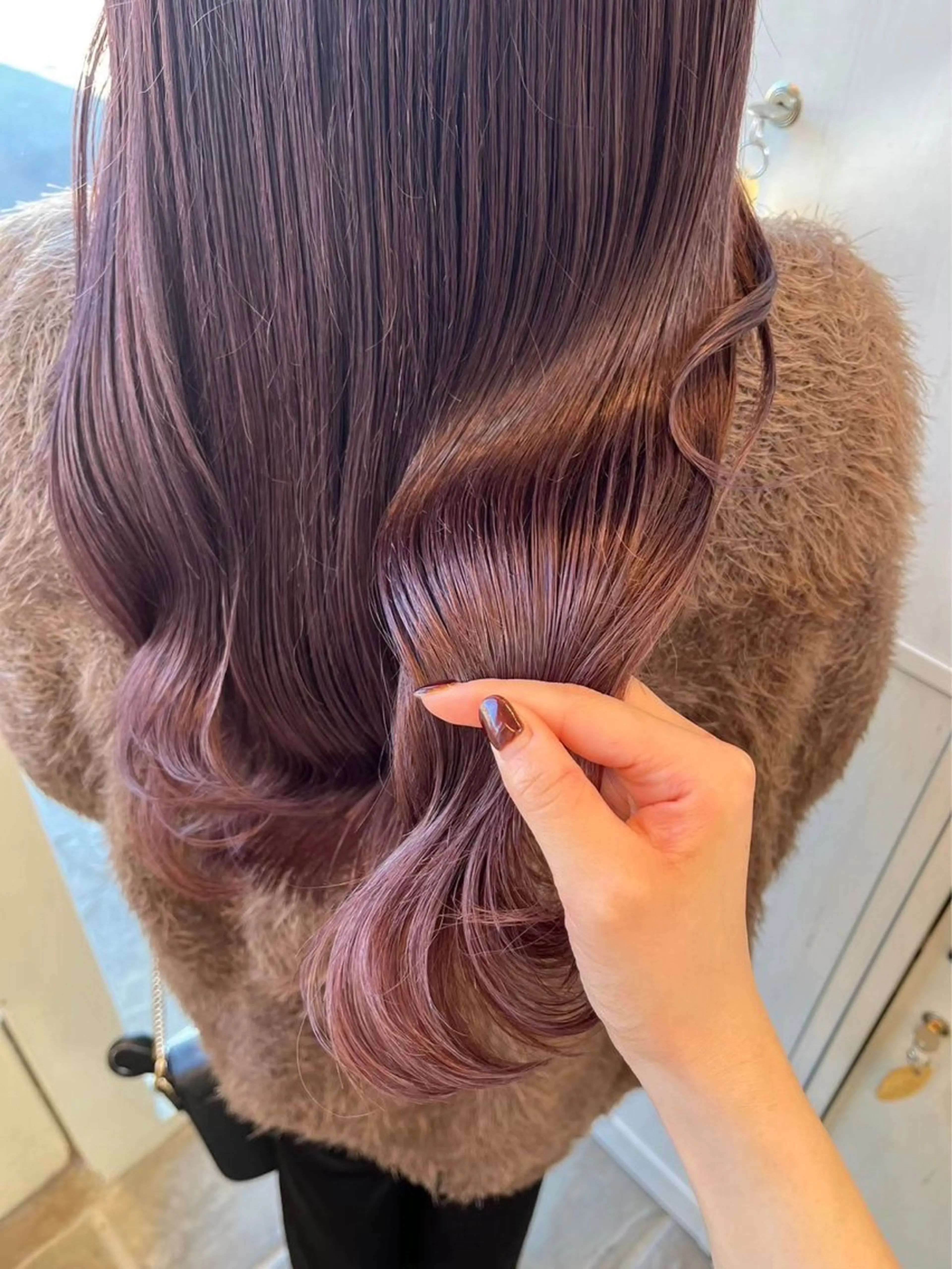 ロング カラー ルプラボウ 尾関　唯那のヘアスタイル