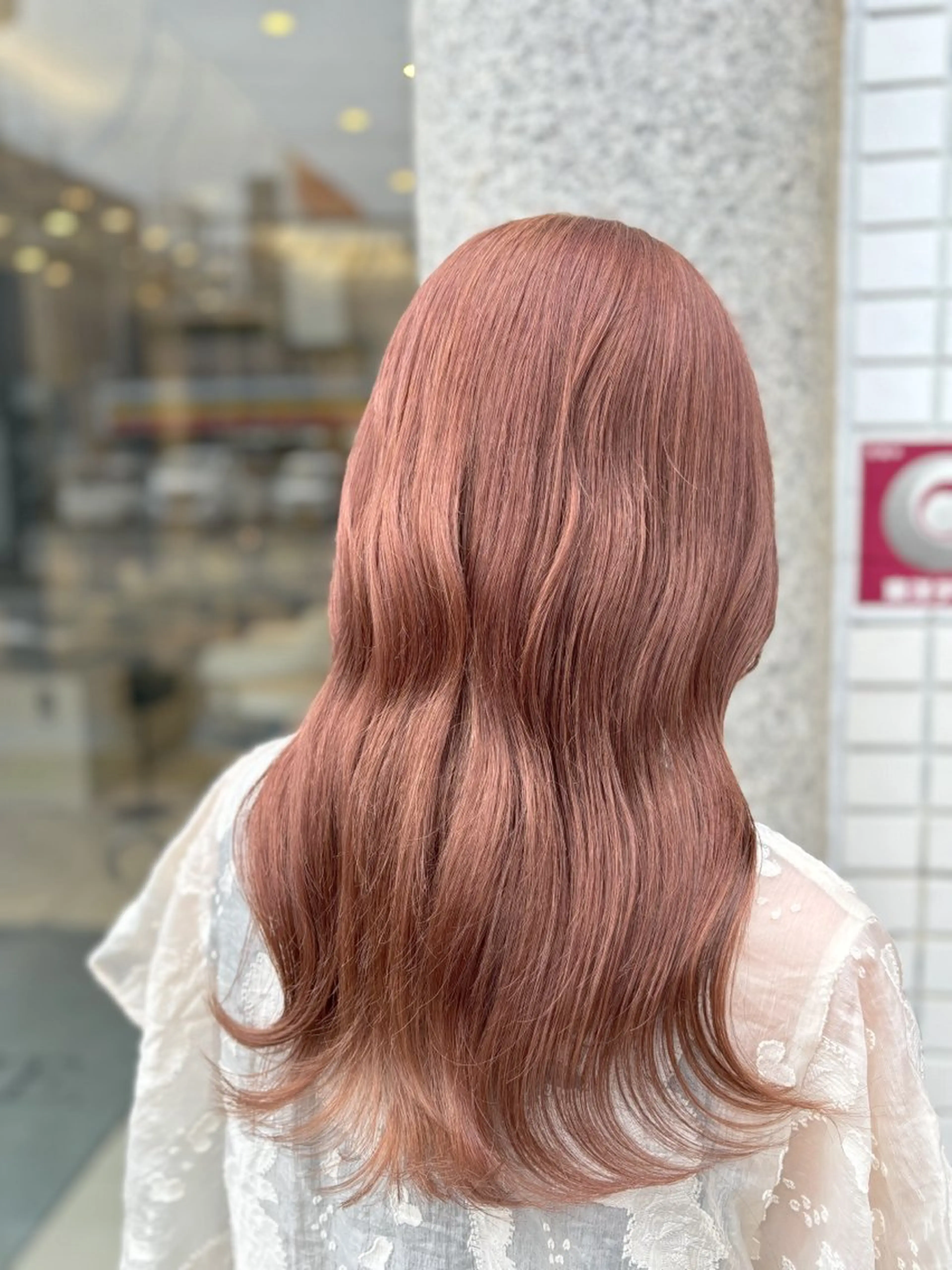 セミロング 服部 真希のヘアスタイル