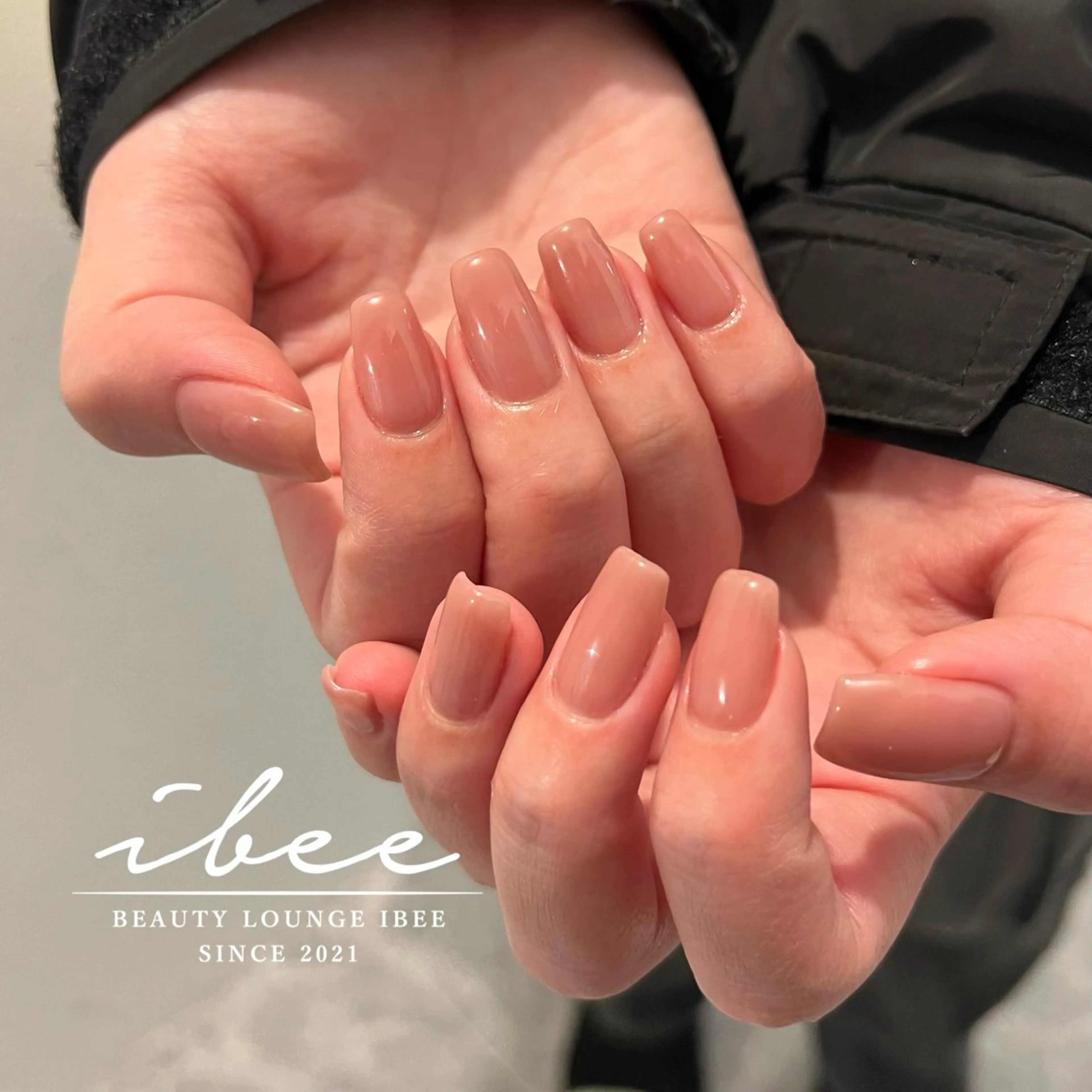 カラー ハンドネイル ibee nail 🤍yumiのネイルデザイン