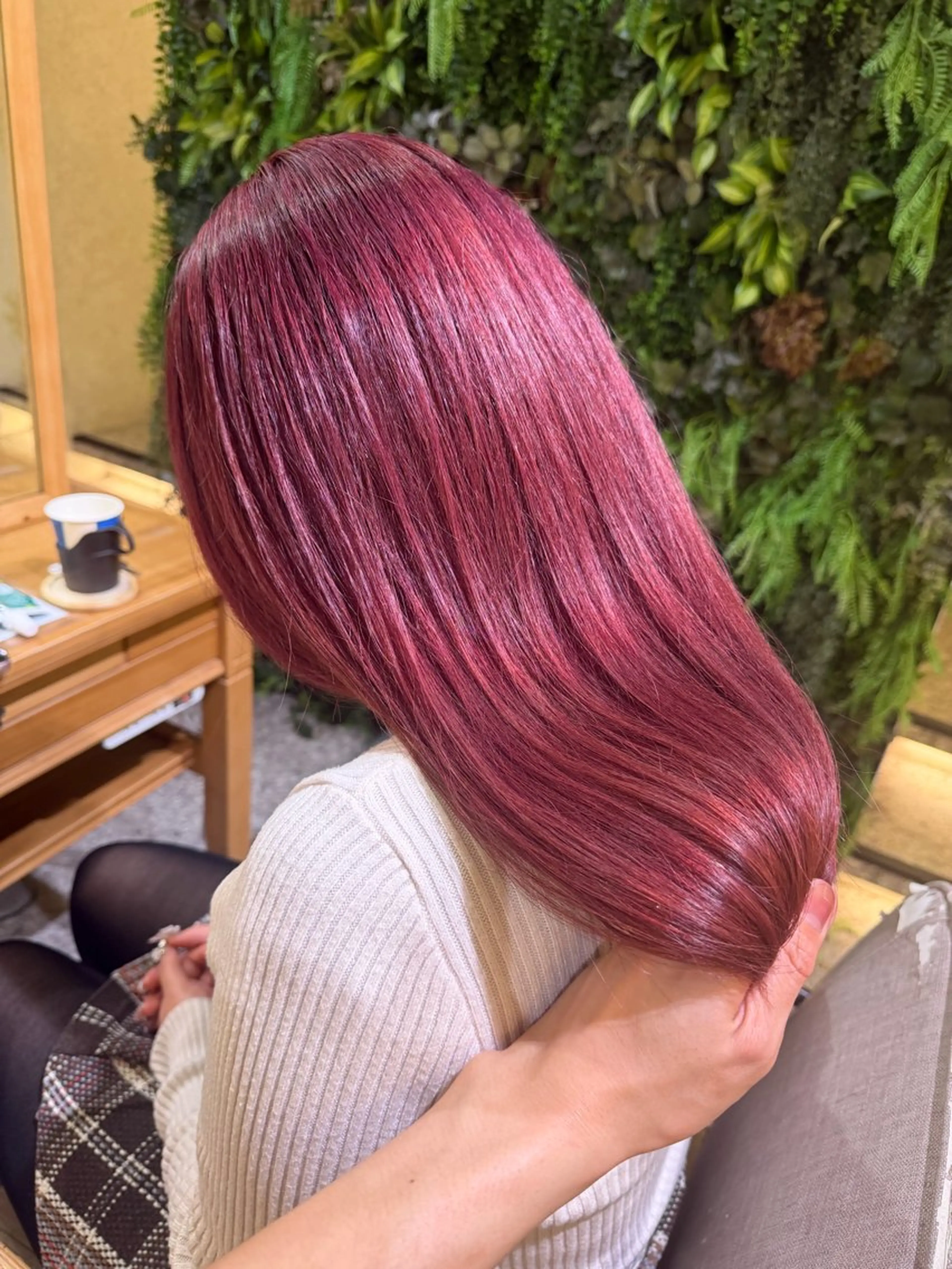 ロング カラー 吉良祐樹 レイヤー/艶カラーのヘアスタイル