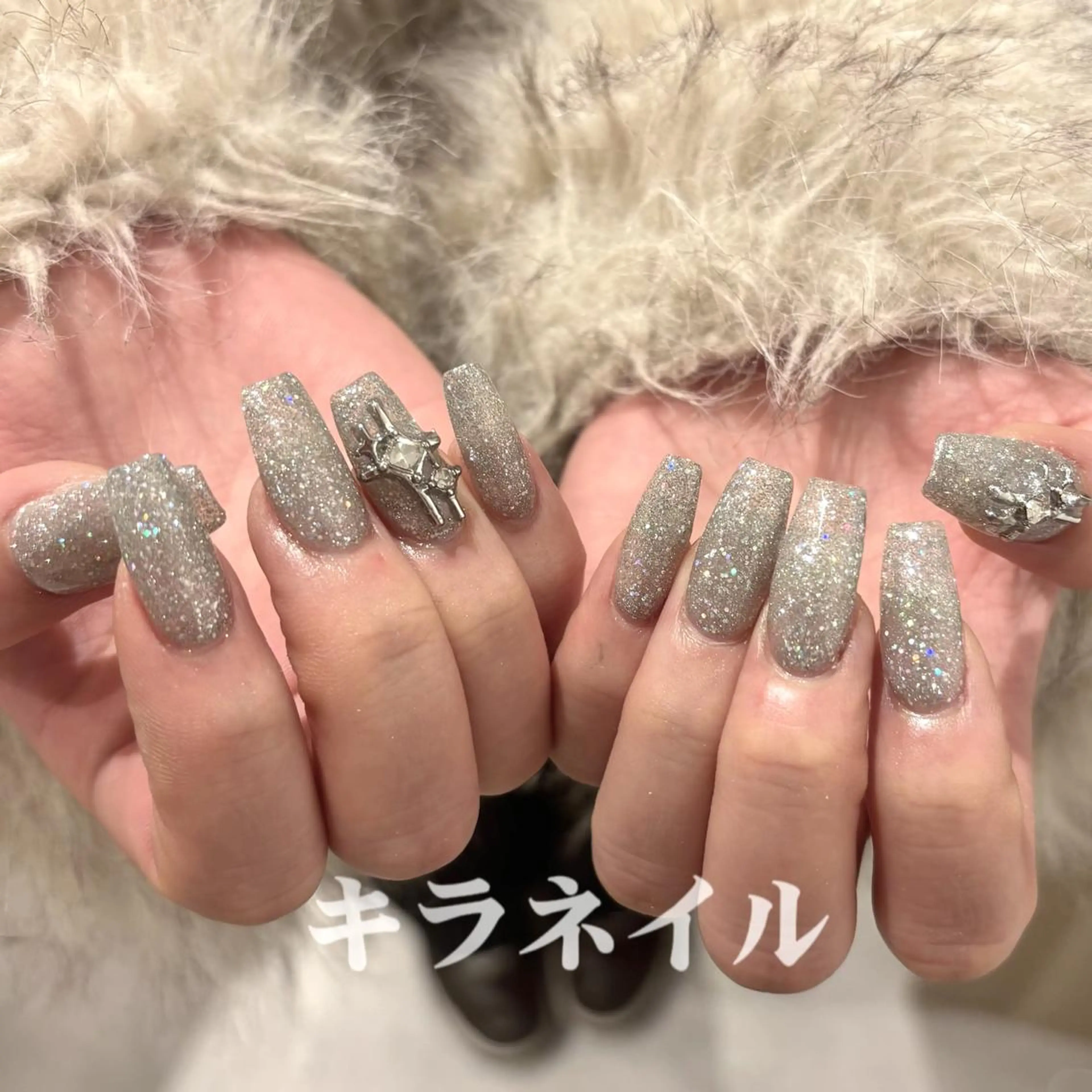 ネイル 💖キラ💖 ファストネイルのネイルデザイン