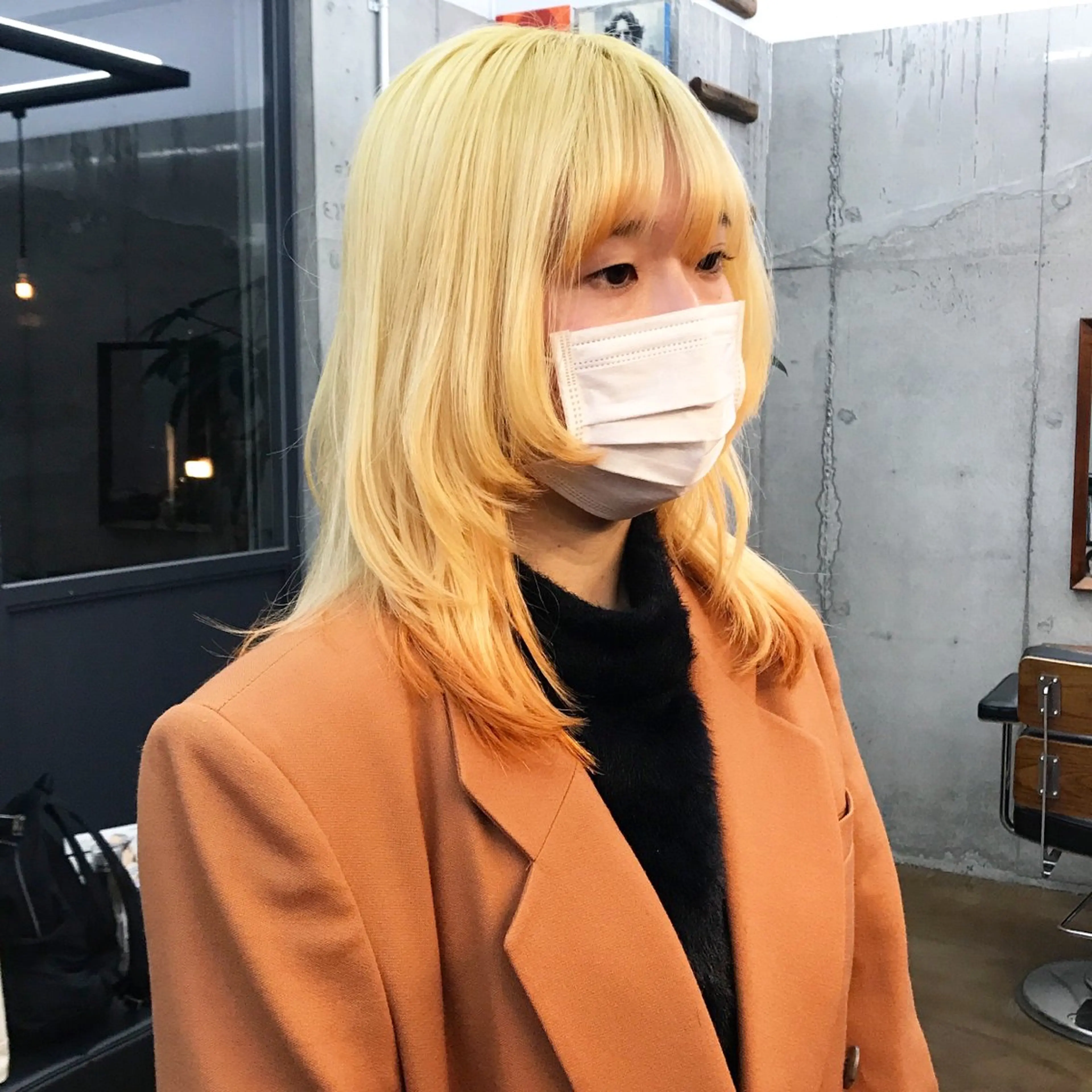 セミロング カラー オレンジ イエローカラー ウルフカット カット ヘアカラー トリートメント ヘアセット ✂︎ウルフ・ショート ✂︎MIKUNIのヘアスタイル