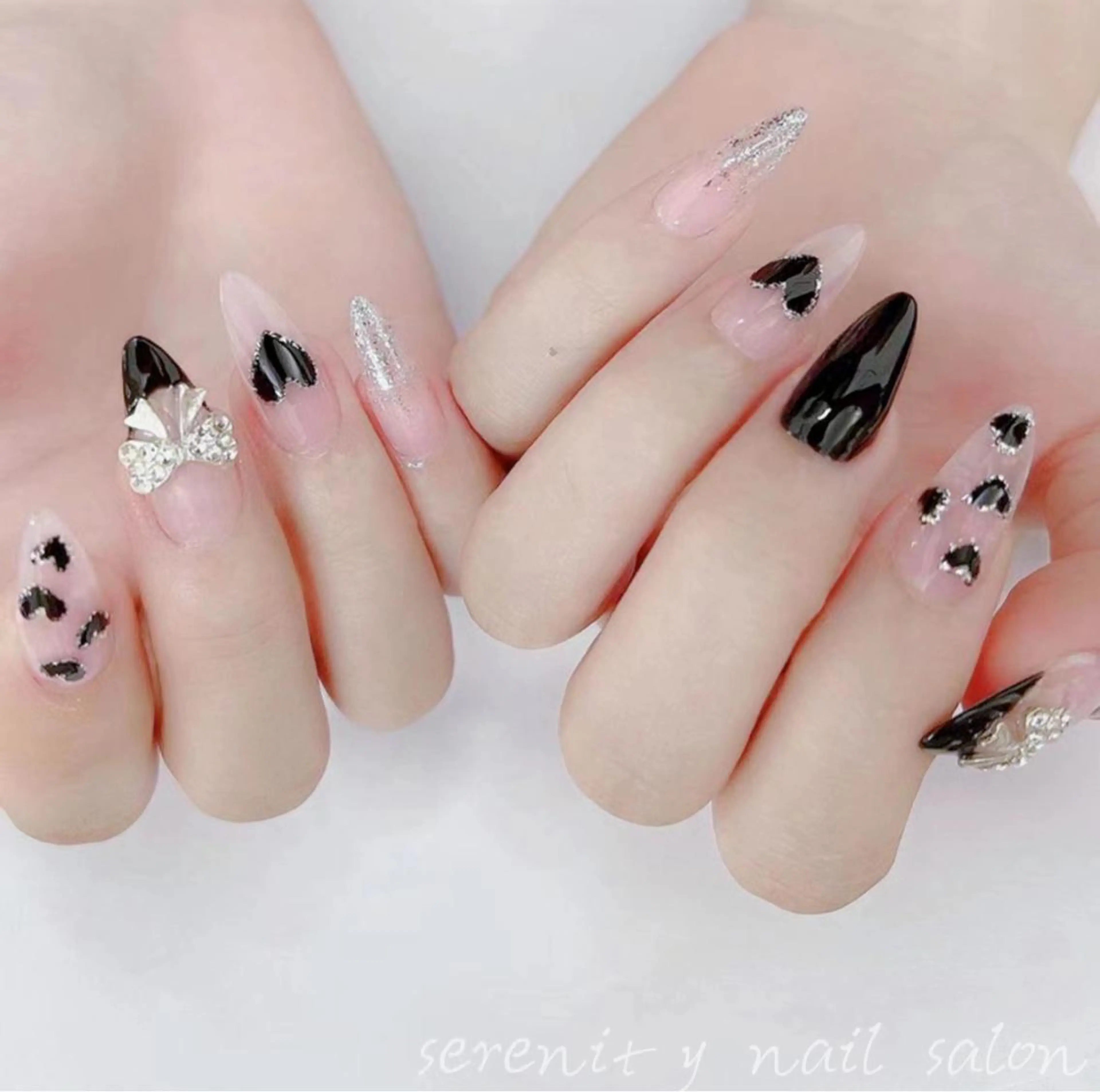 ネイル ハンドネイル ハンドケア ✨Serenity Nail salonのネイルデザイン