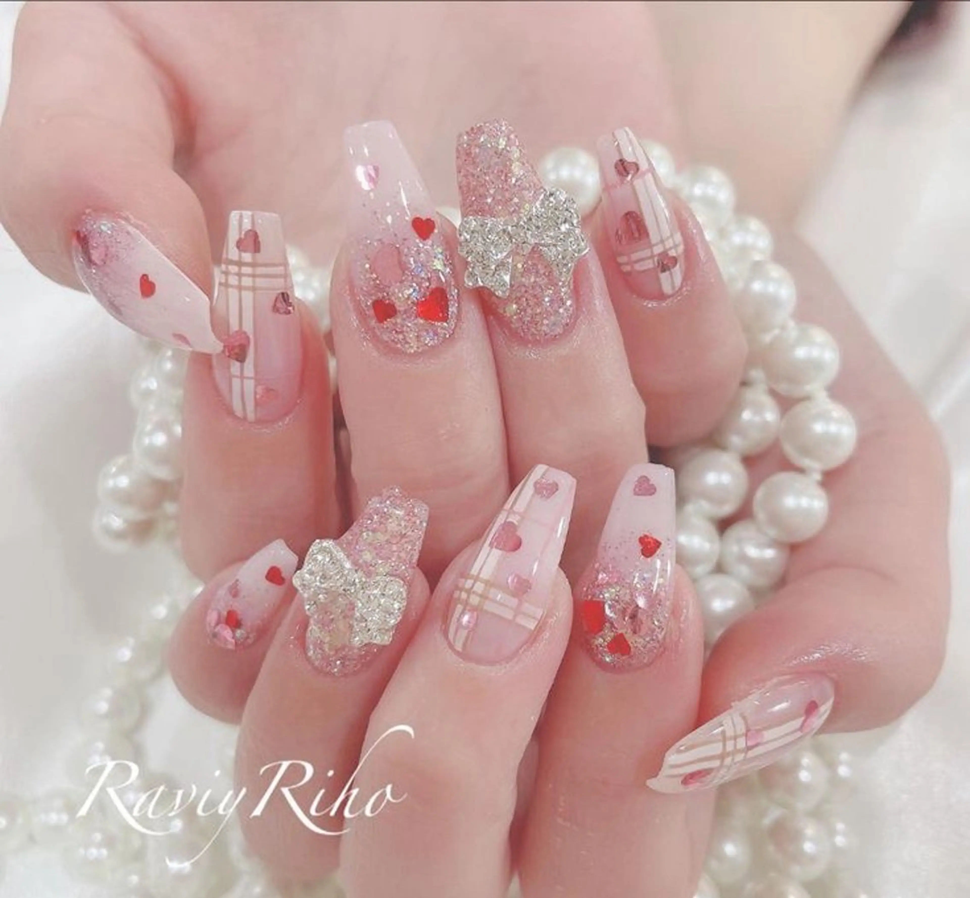 ネイル 長さ出し マグネットネイル ミラーネイル ピンク ネイルチップ Lee Nailsのネイルデザイン