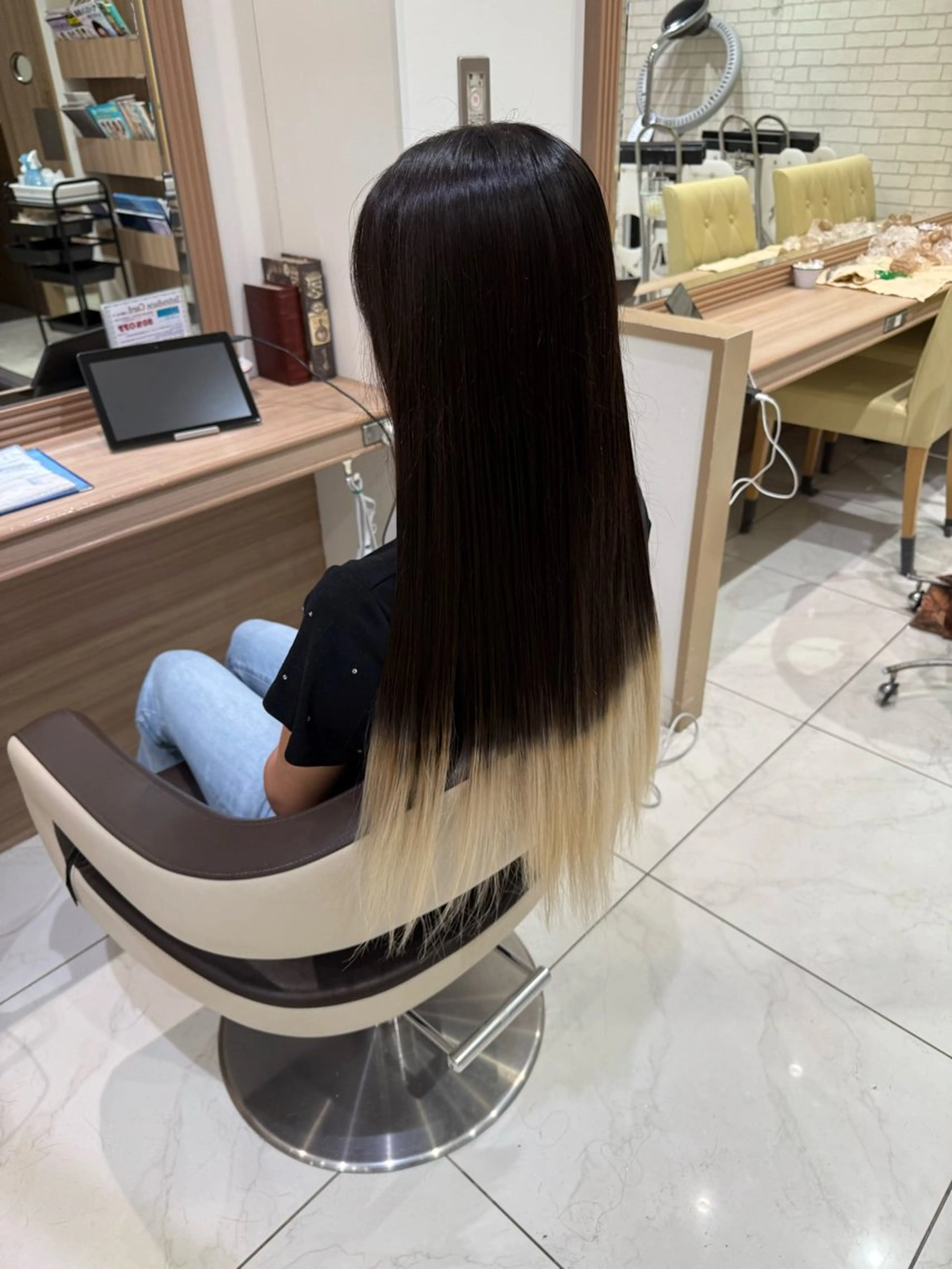 ロング ヘアカラー 玉村 愛李 【ash 津田沼店】のヘアスタイル