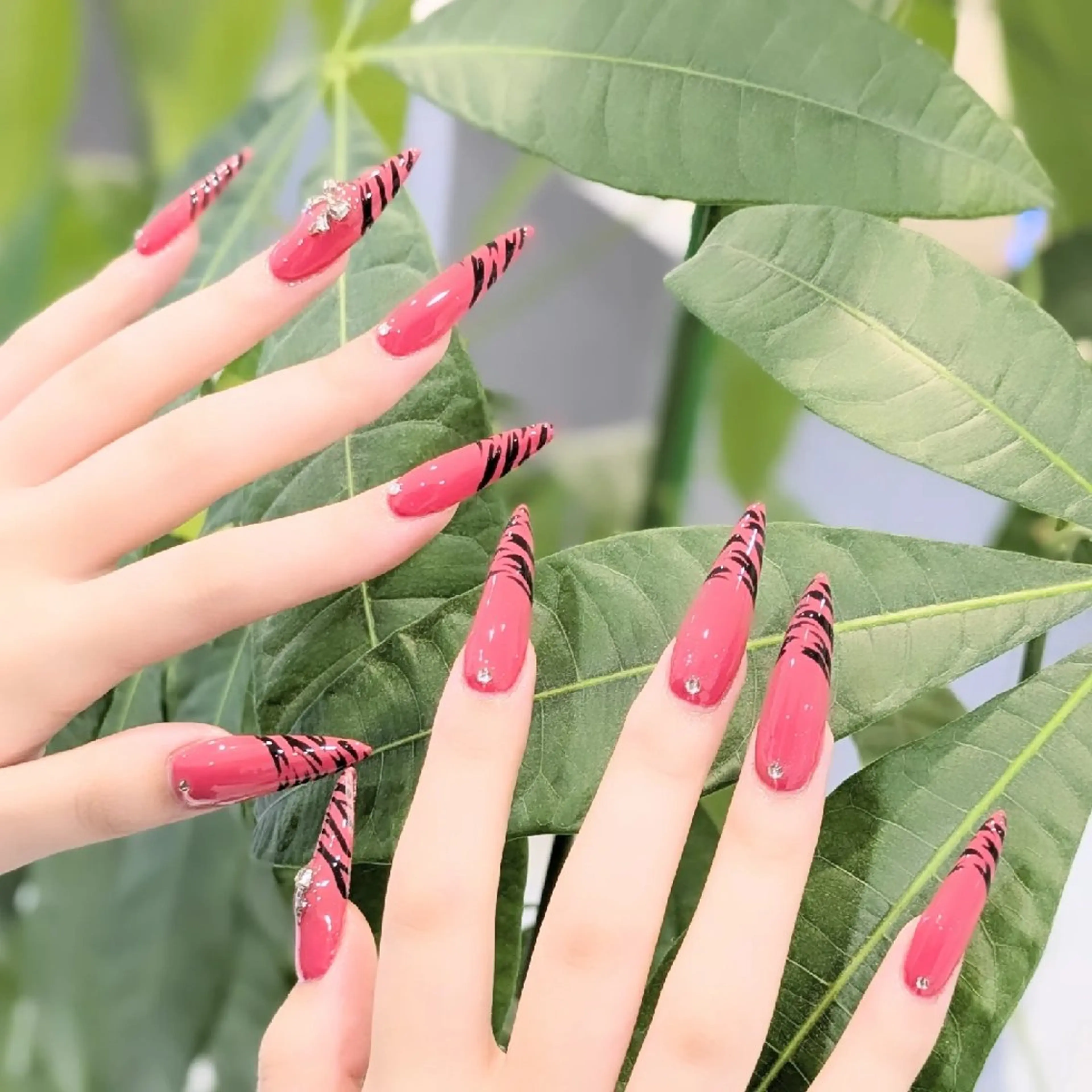 ネイル Lily nail 船橋 yuki🍒のネイルデザイン
