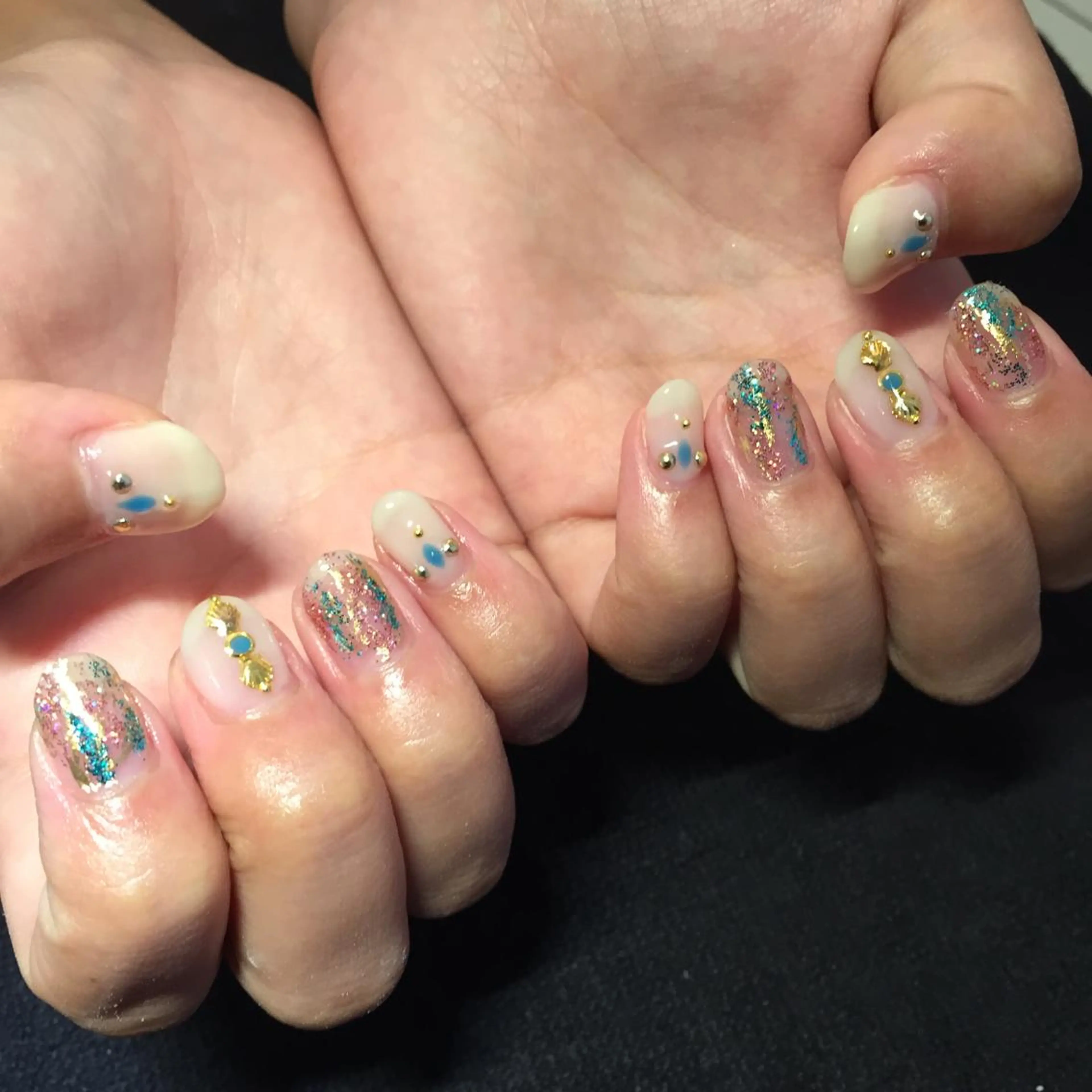 ネイル ラメ(グリッター) BANBINANAIL所属・イリネコ マリのネイルデザイン