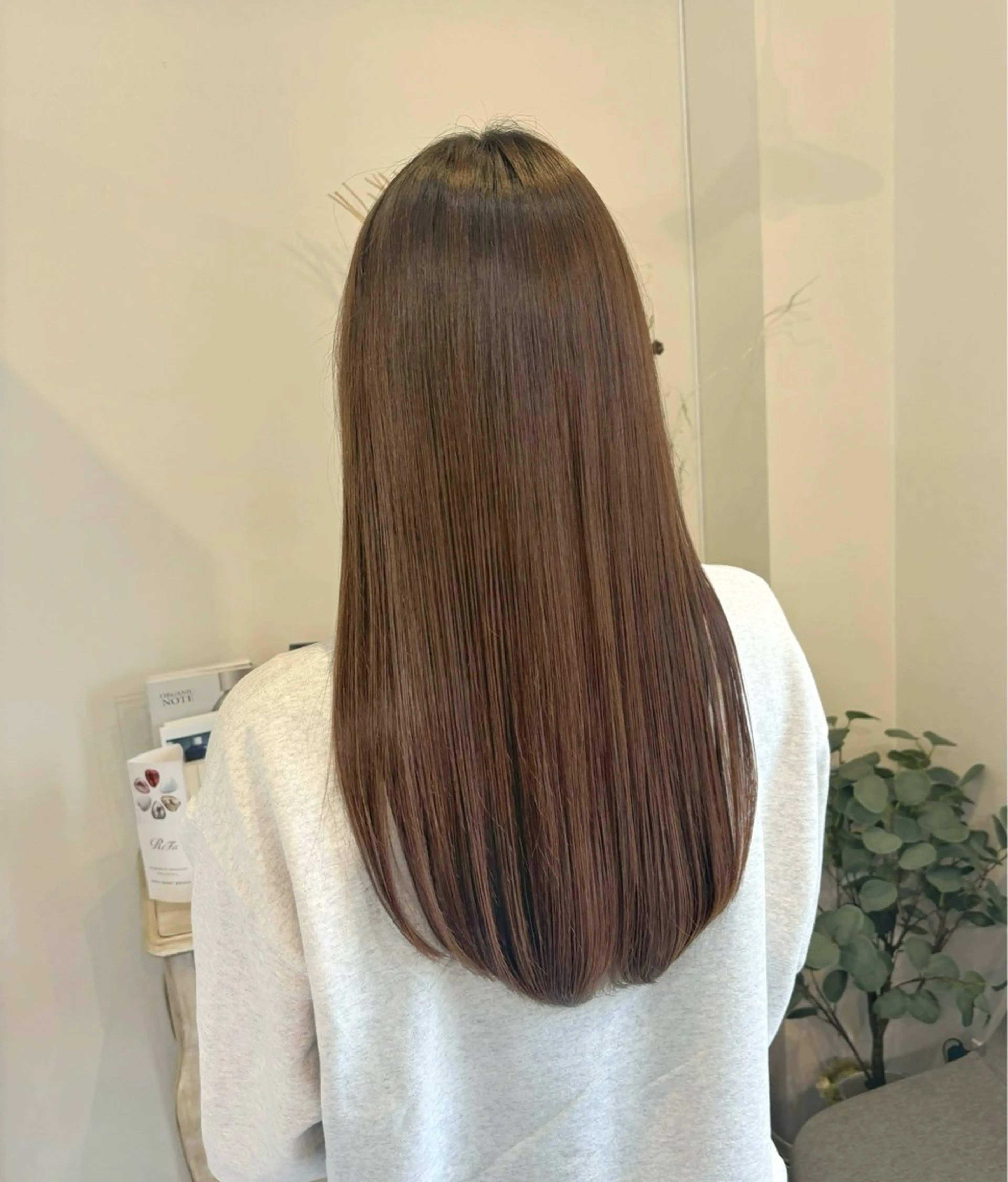 【最新薬剤も導入！】彫刻カット＋縮毛矯正＋oggiottoヘアエステ￥16000の写真